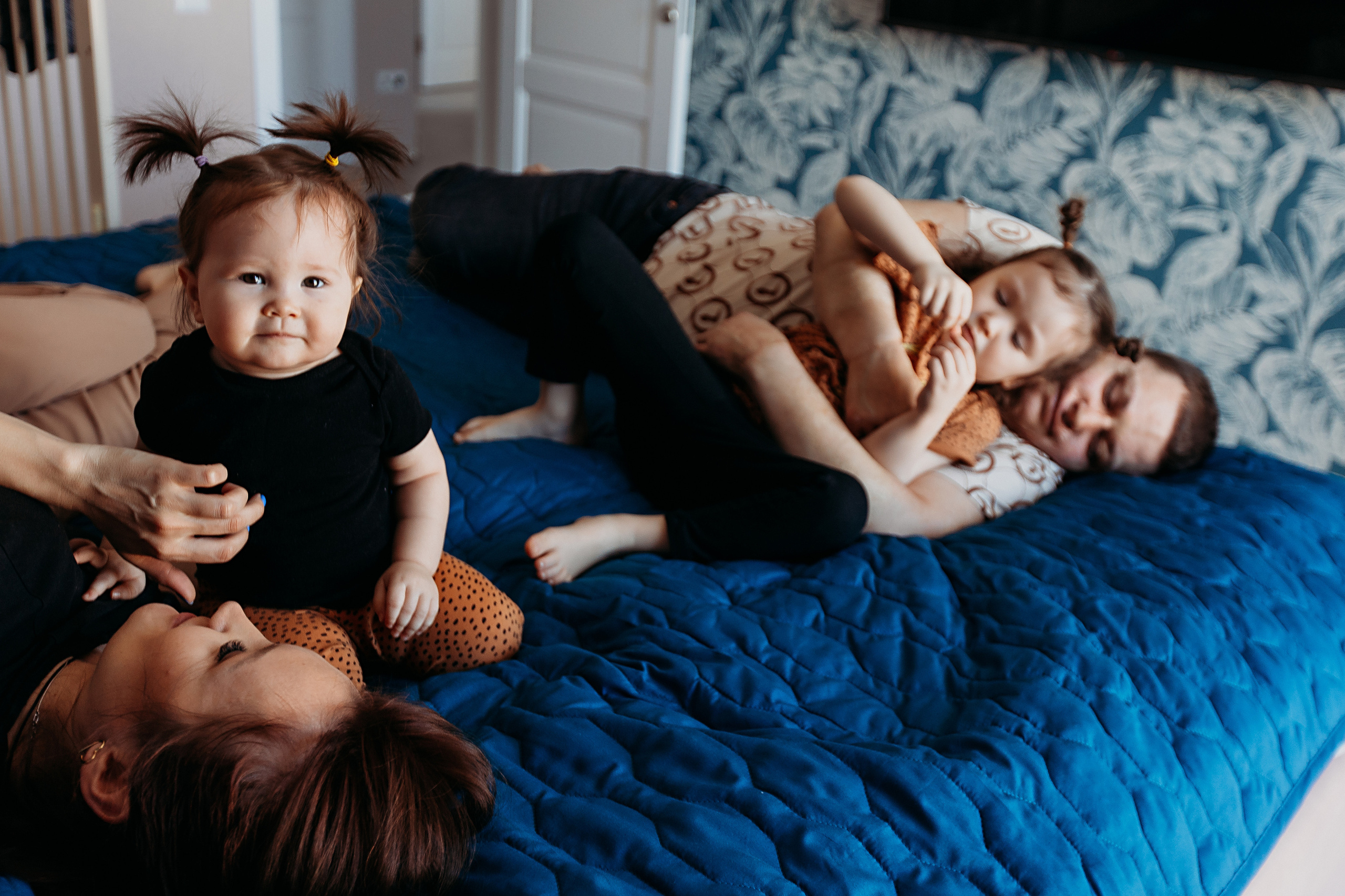 1 годик. Семейный фотограф Тюмень, фотограф на роды Салмина Мария