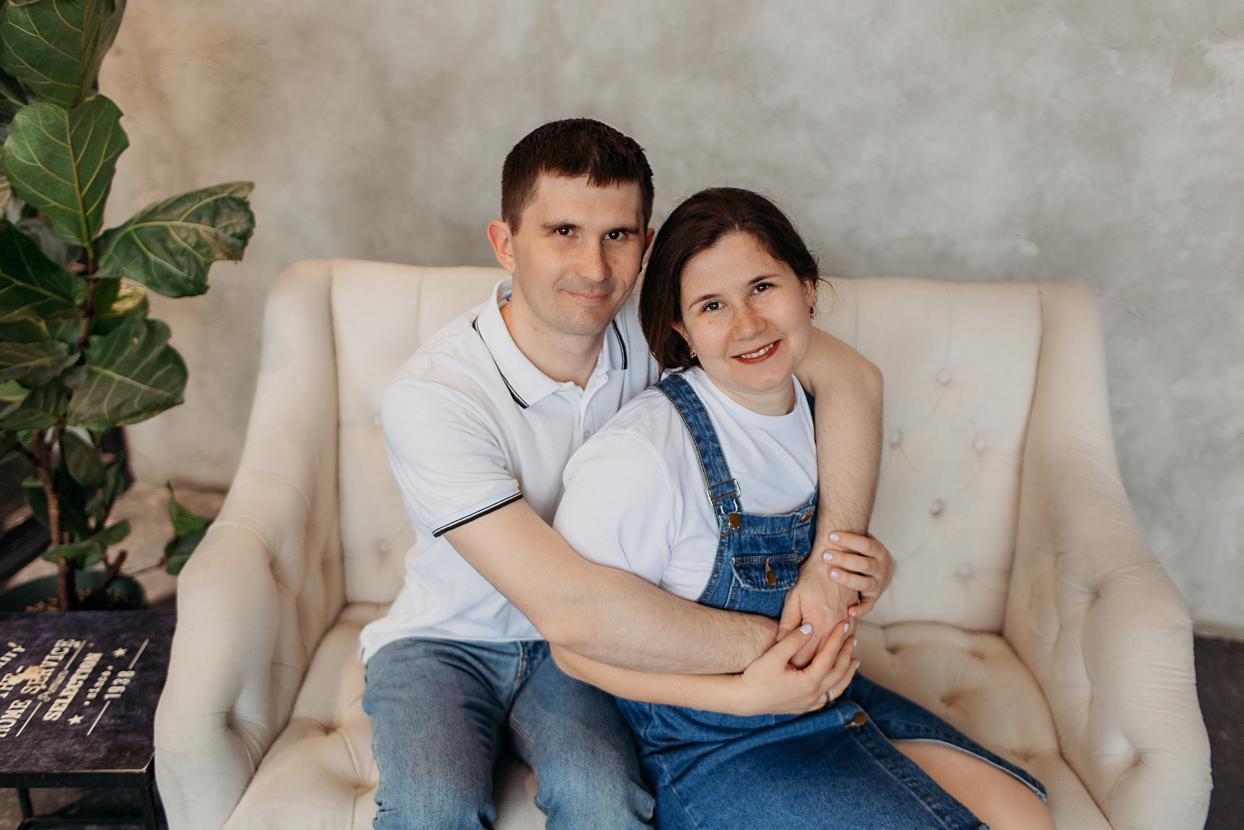 Лофт пространство Наше место. Семейный фотограф Тюмень, фотограф на роды Салмина Мария