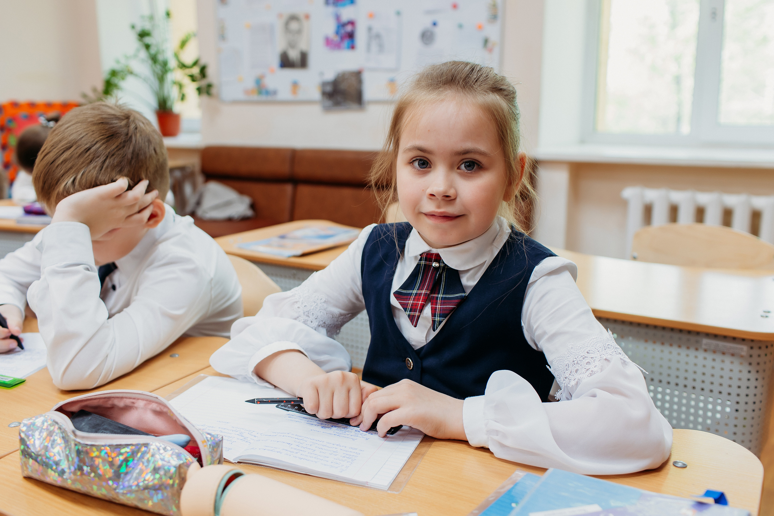 Школа 2 класс. Семейный фотограф Тюмень, фотограф на роды Салмина Мария