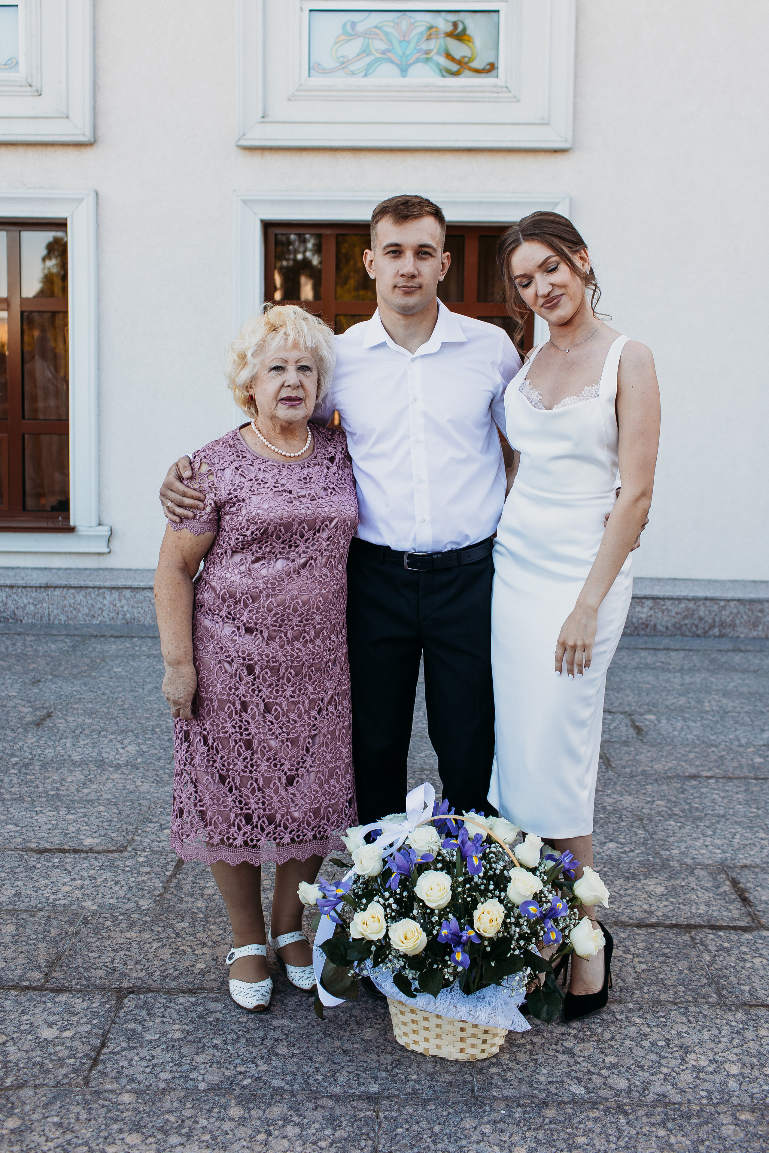 ЗАГС Малыгина. Семейный фотограф Тюмень, фотограф на роды Салмина Мария