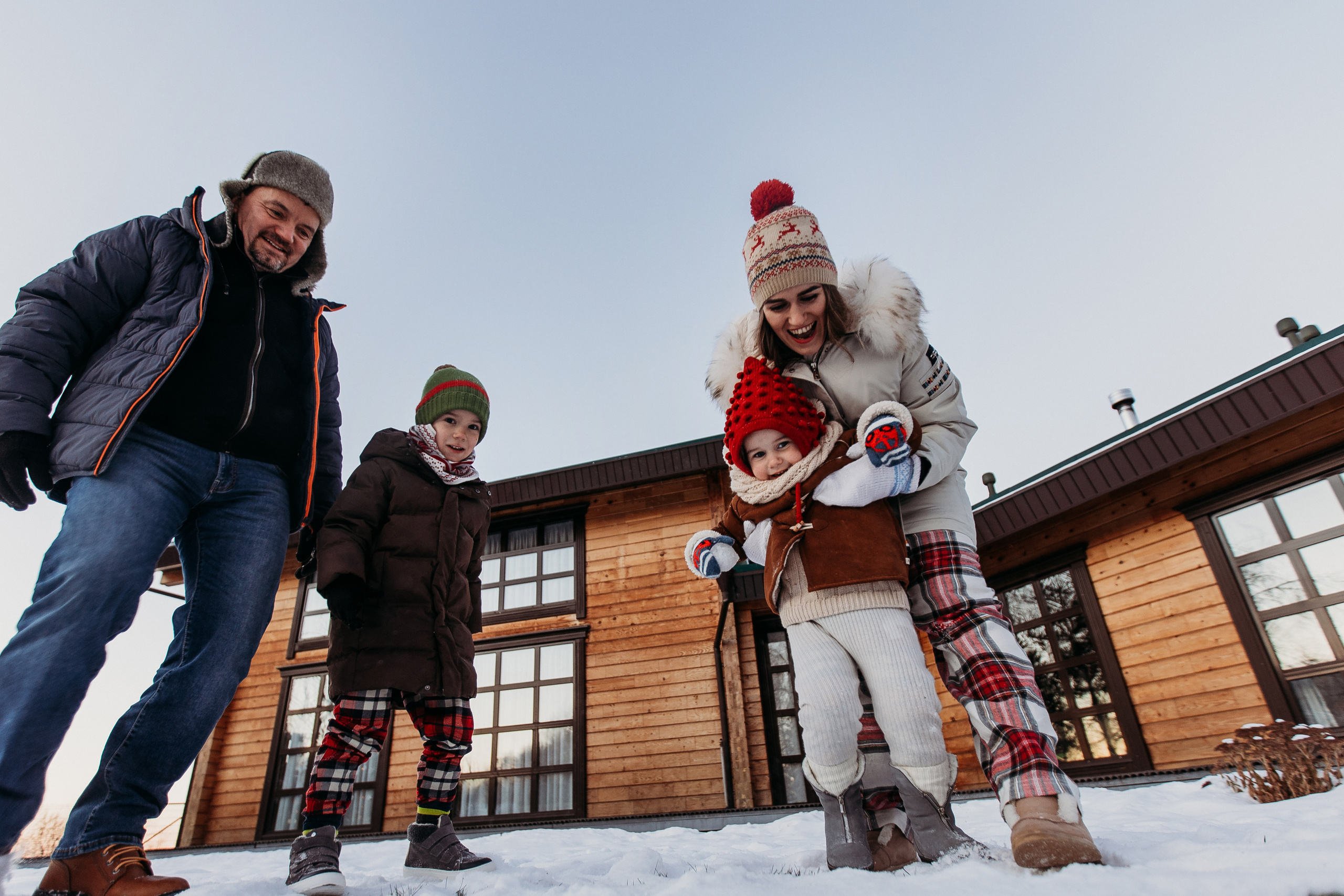 Тёплый новый год. Семейный фотограф Тюмень, фотограф на роды Салмина Мария