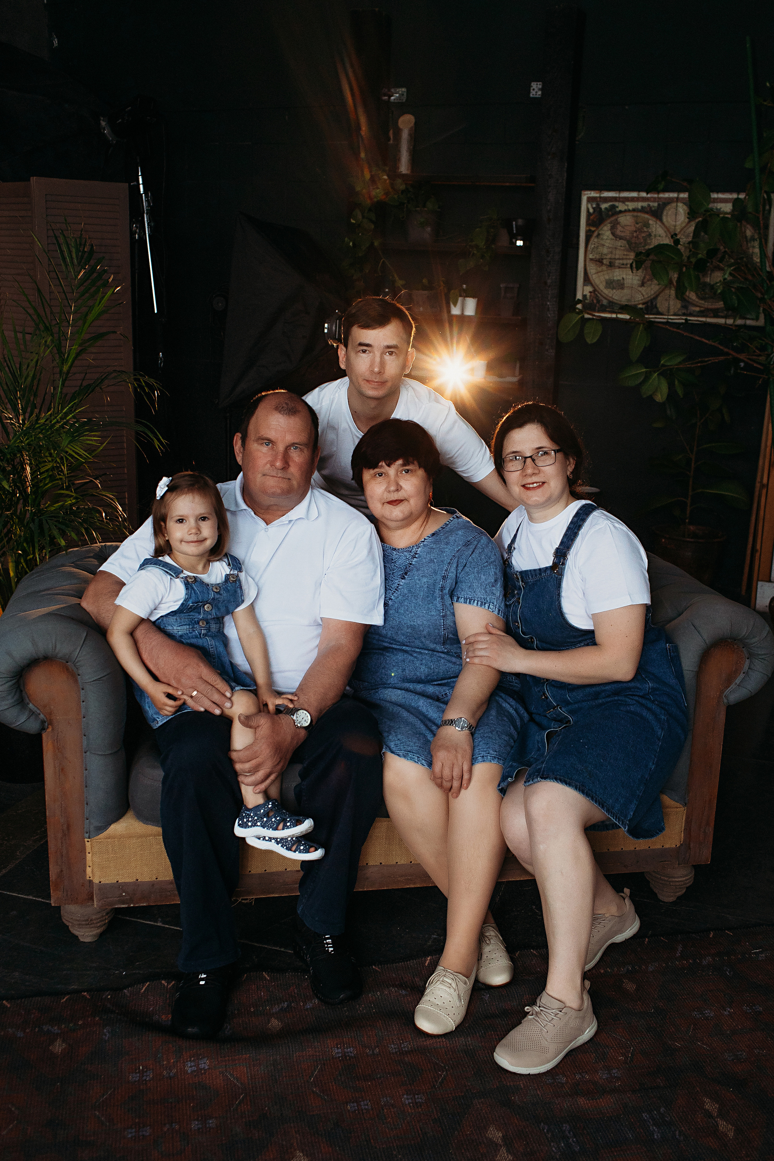 Лофт пространство Наше место. Семейный фотограф Тюмень, фотограф на роды Салмина Мария