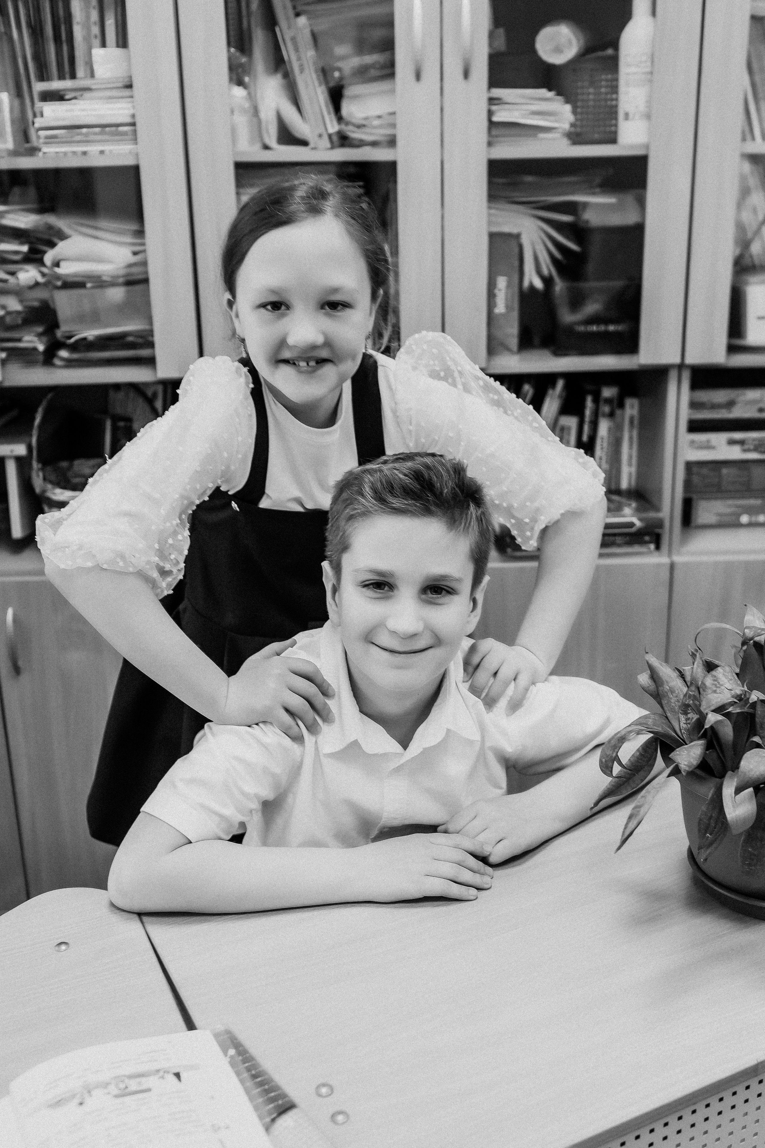 Школа 2 класс. Семейный фотограф Тюмень, фотограф на роды Салмина Мария