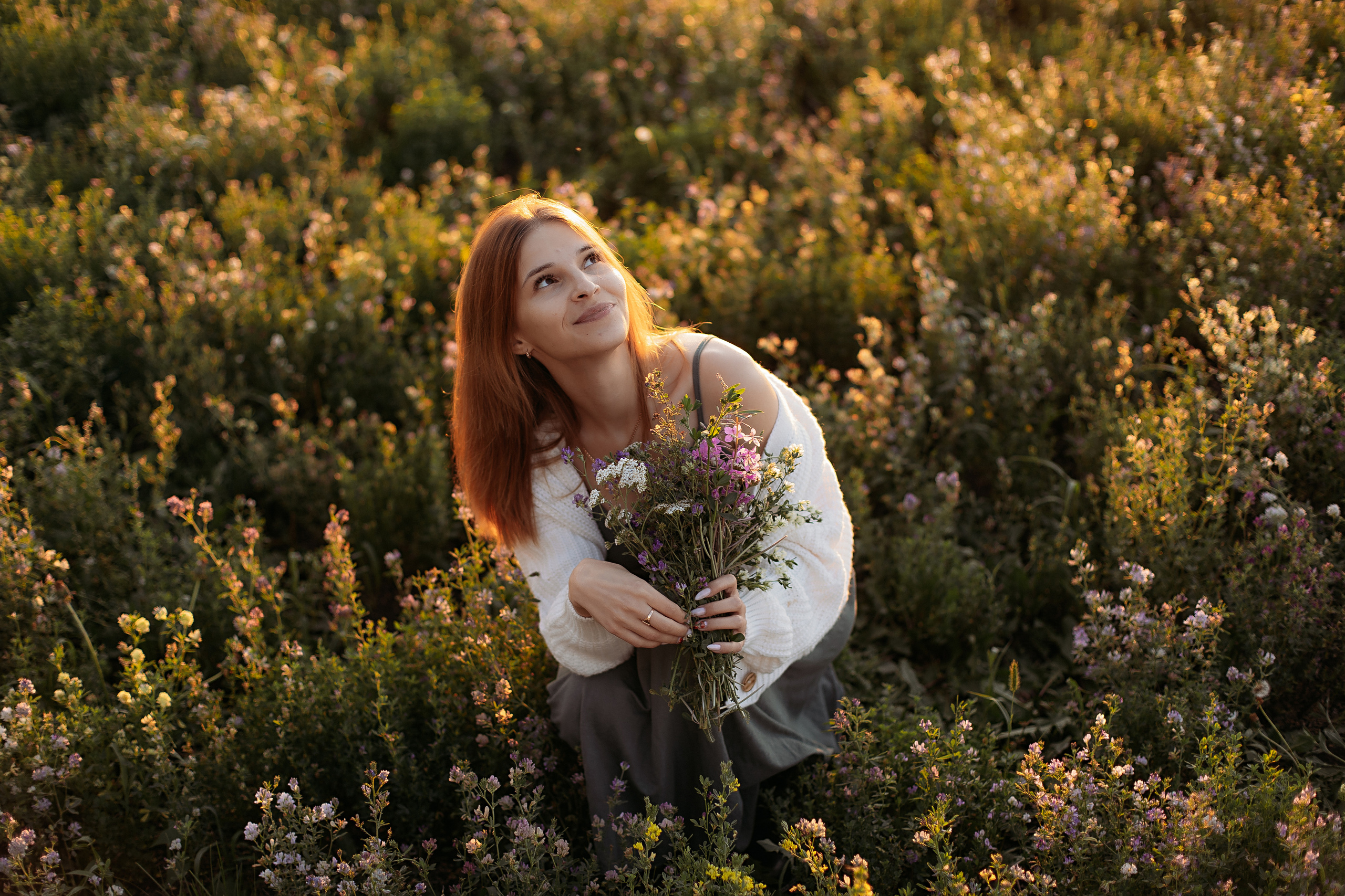 Поле. Семейный фотограф Тюмень, фотограф на роды Салмина Мария