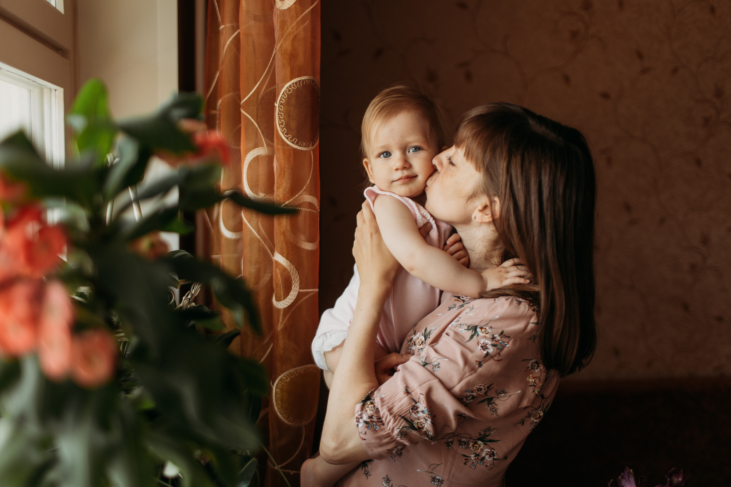 Дома. Семейный фотограф Тюмень, фотограф на роды Салмина Мария