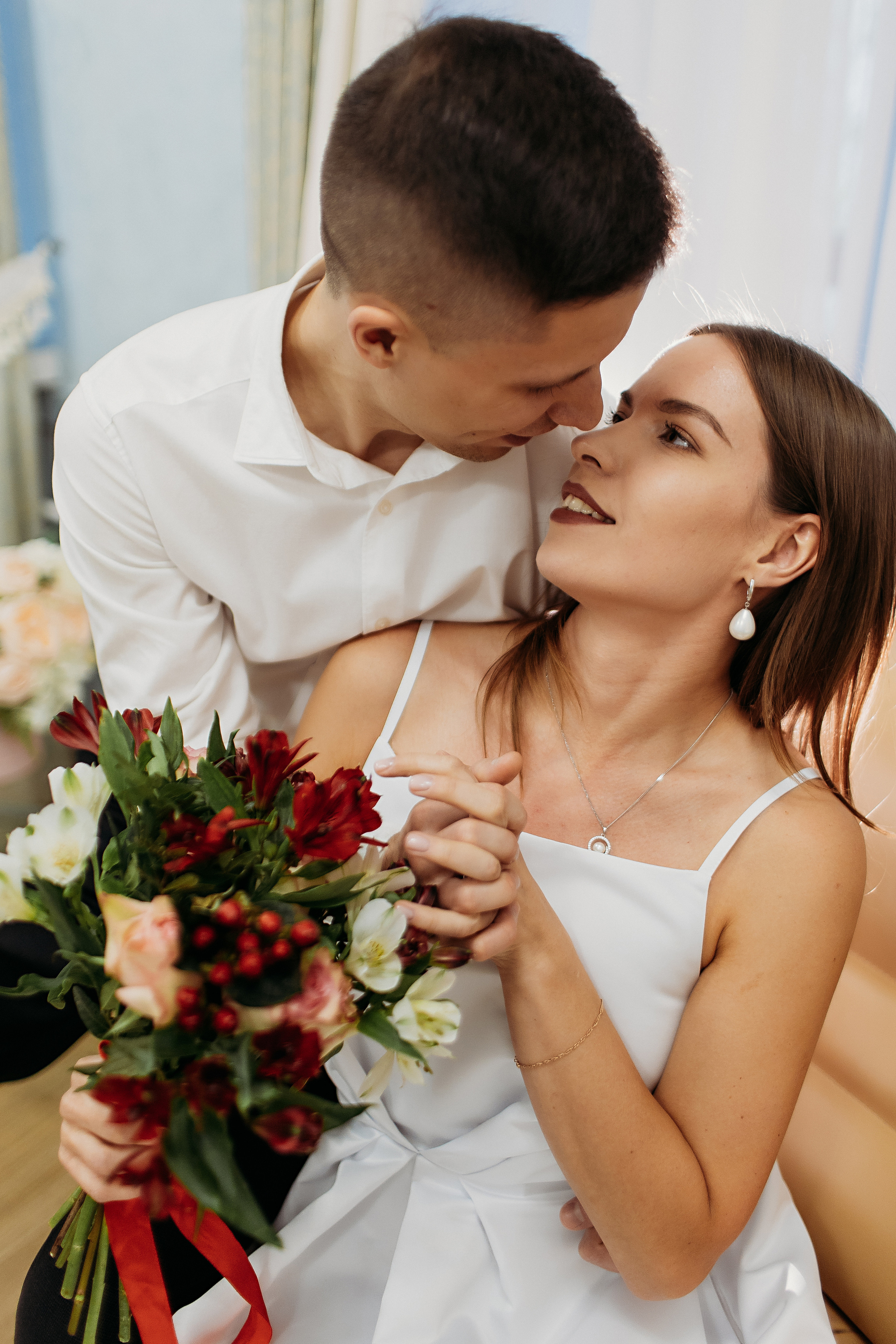 ЗАГС на Кирова. Семейный фотограф Тюмень, фотограф на роды Салмина Мария