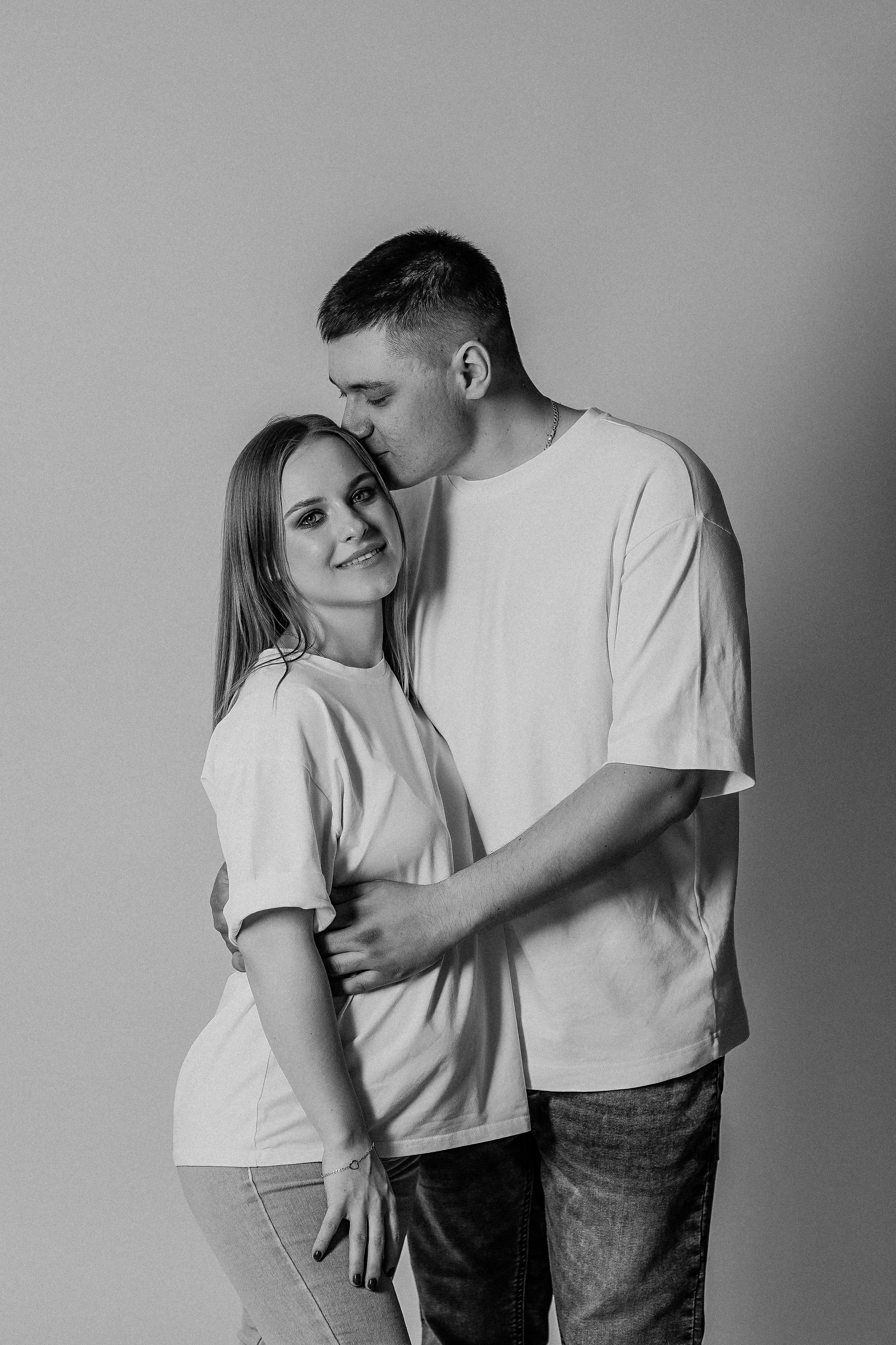 На фотофонах. Семейный фотограф Тюмень, фотограф на роды Салмина Мария