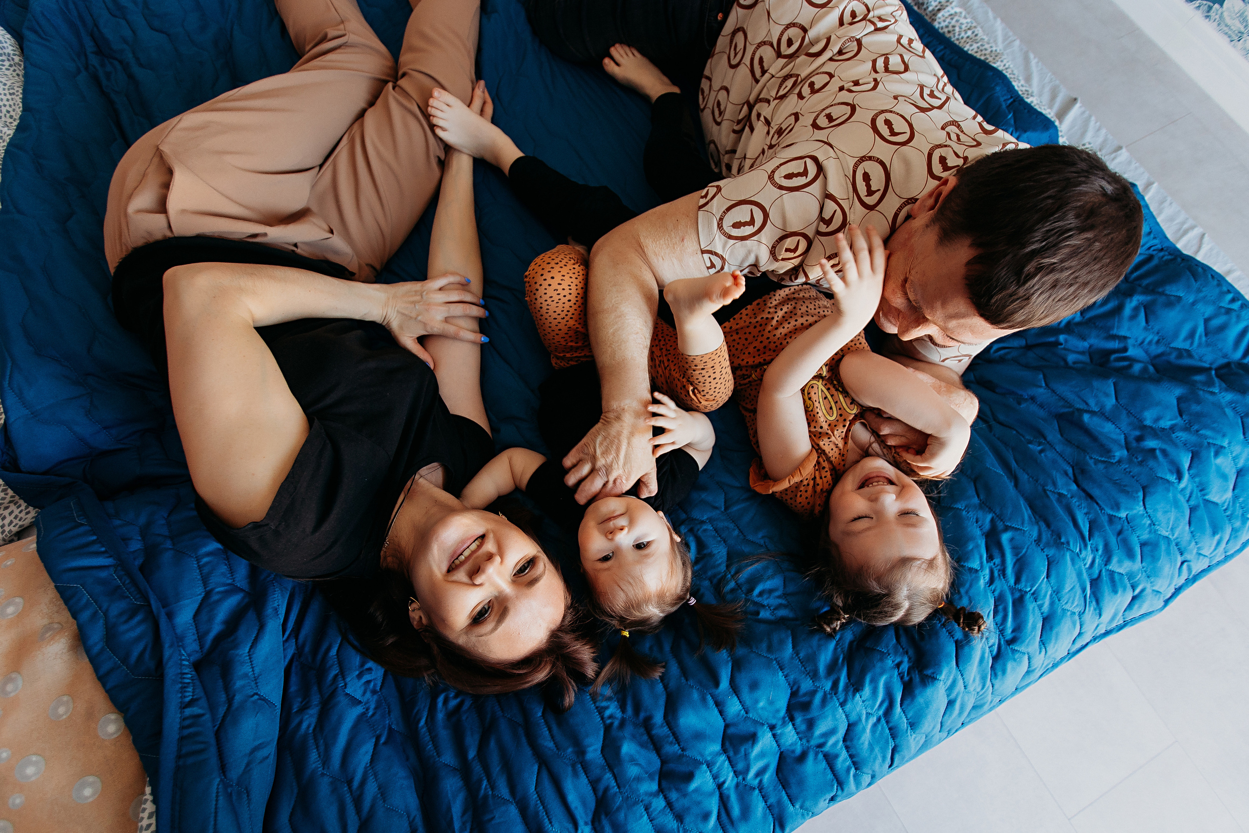 1 годик. Семейный фотограф Тюмень, фотограф на роды Салмина Мария