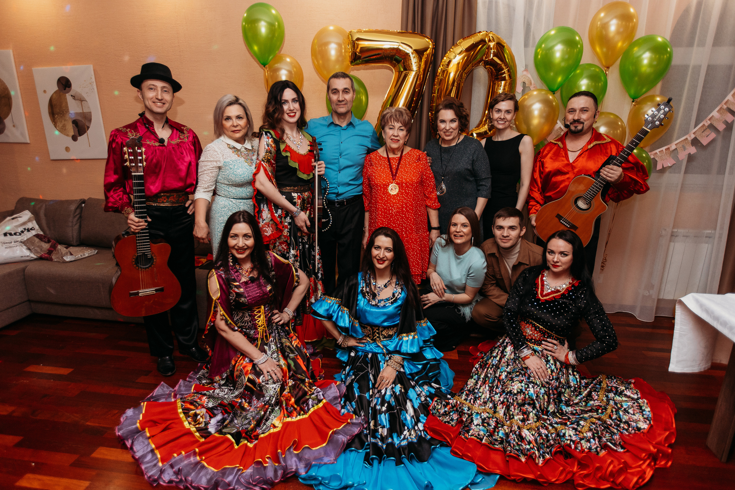 Банкет. Семейный фотограф Тюмень, фотограф на роды Салмина Мария