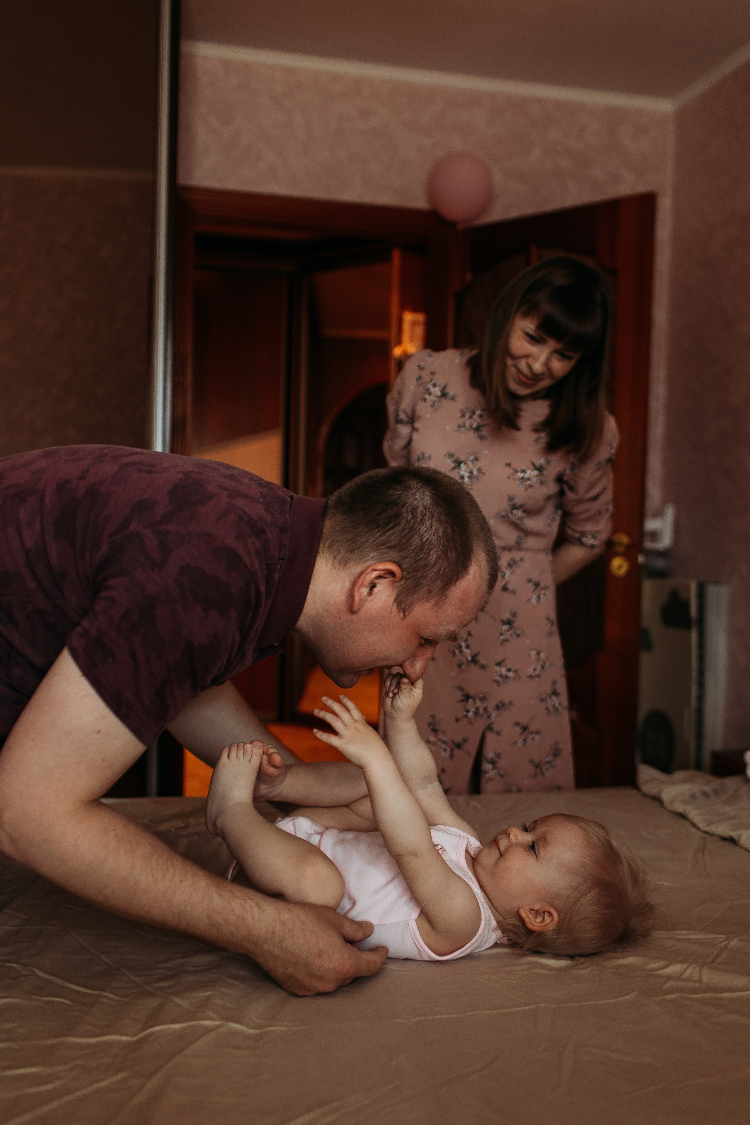 Дома. Семейный фотограф Тюмень, фотограф на роды Салмина Мария