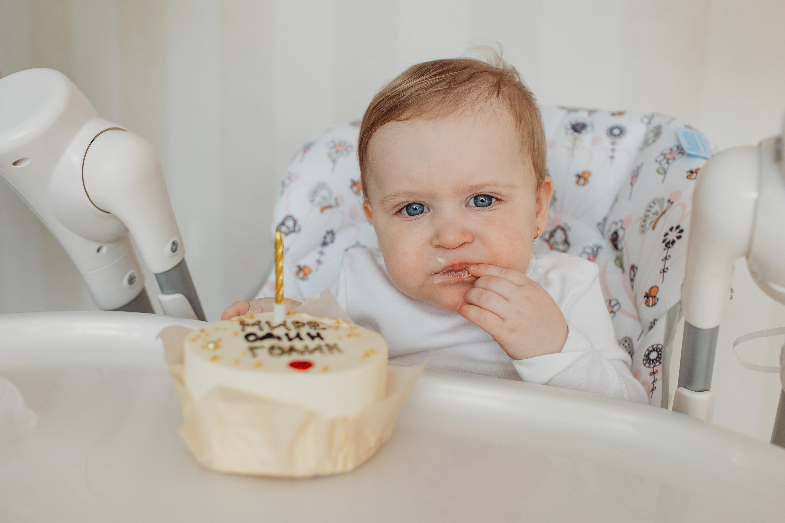 Годик. Семейный фотограф Тюмень, фотограф на роды Салмина Мария