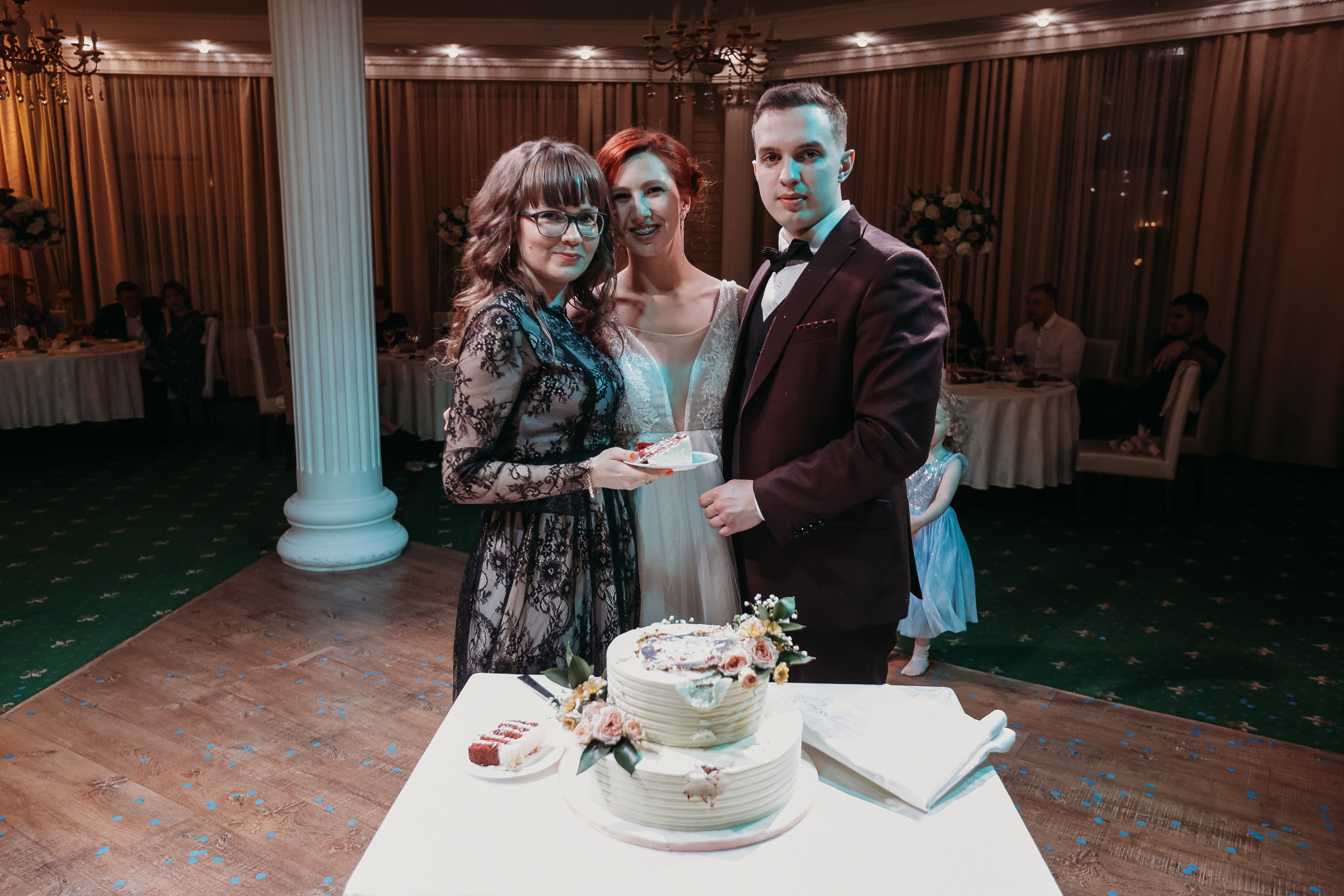 Банкет. Семейный фотограф Тюмень, фотограф на роды Салмина Мария