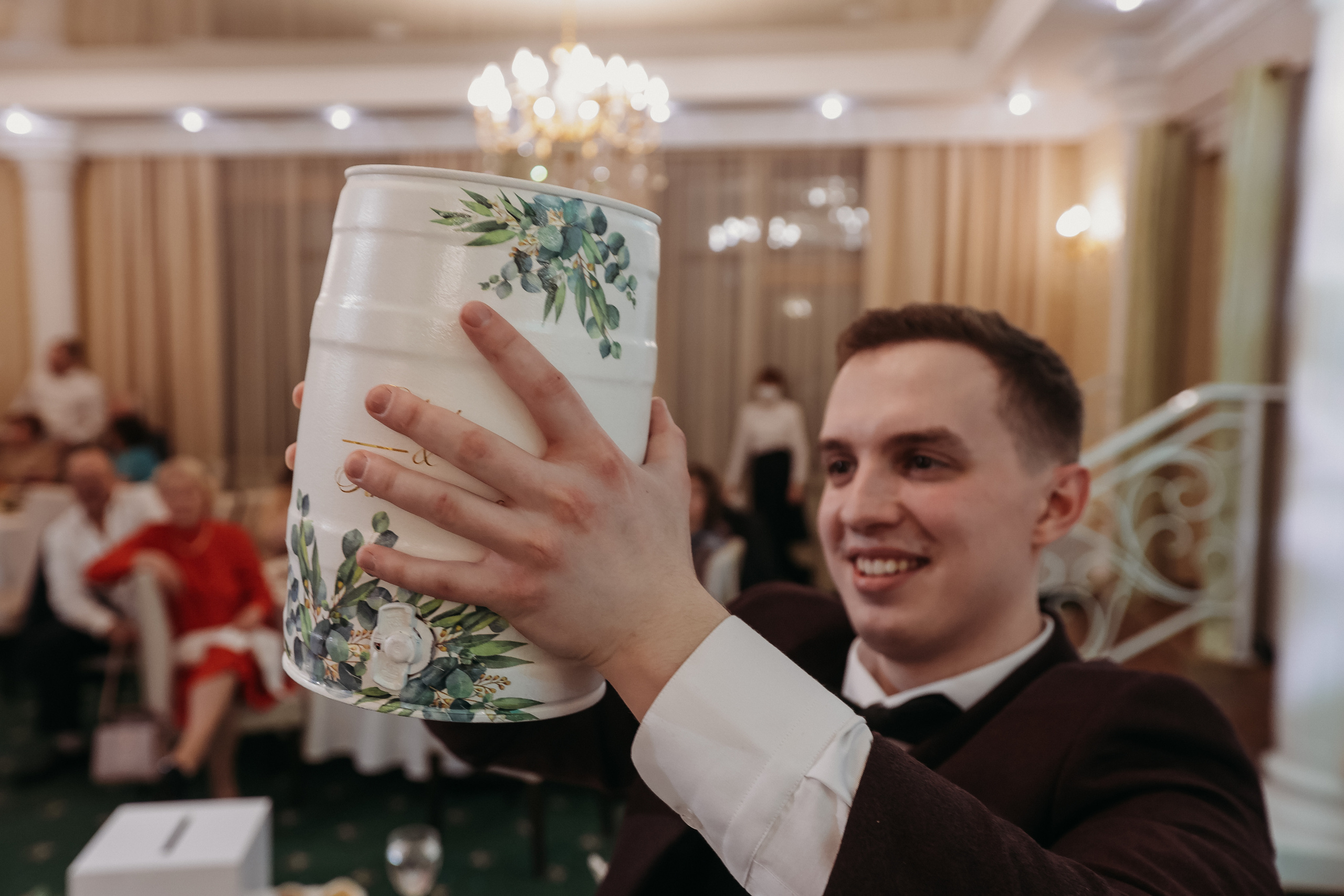 Банкет. Семейный фотограф Тюмень, фотограф на роды Салмина Мария