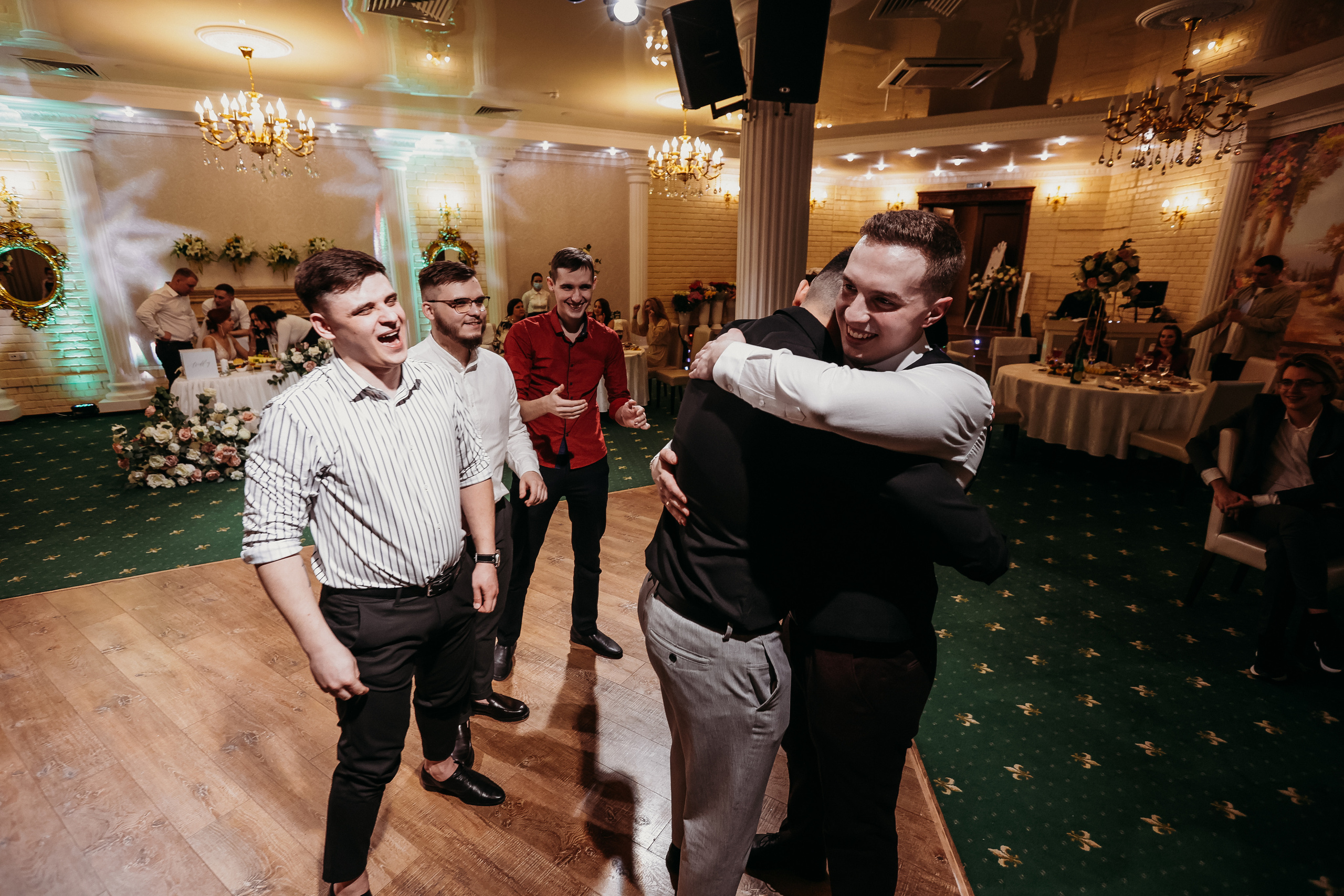 Банкет. Семейный фотограф Тюмень, фотограф на роды Салмина Мария