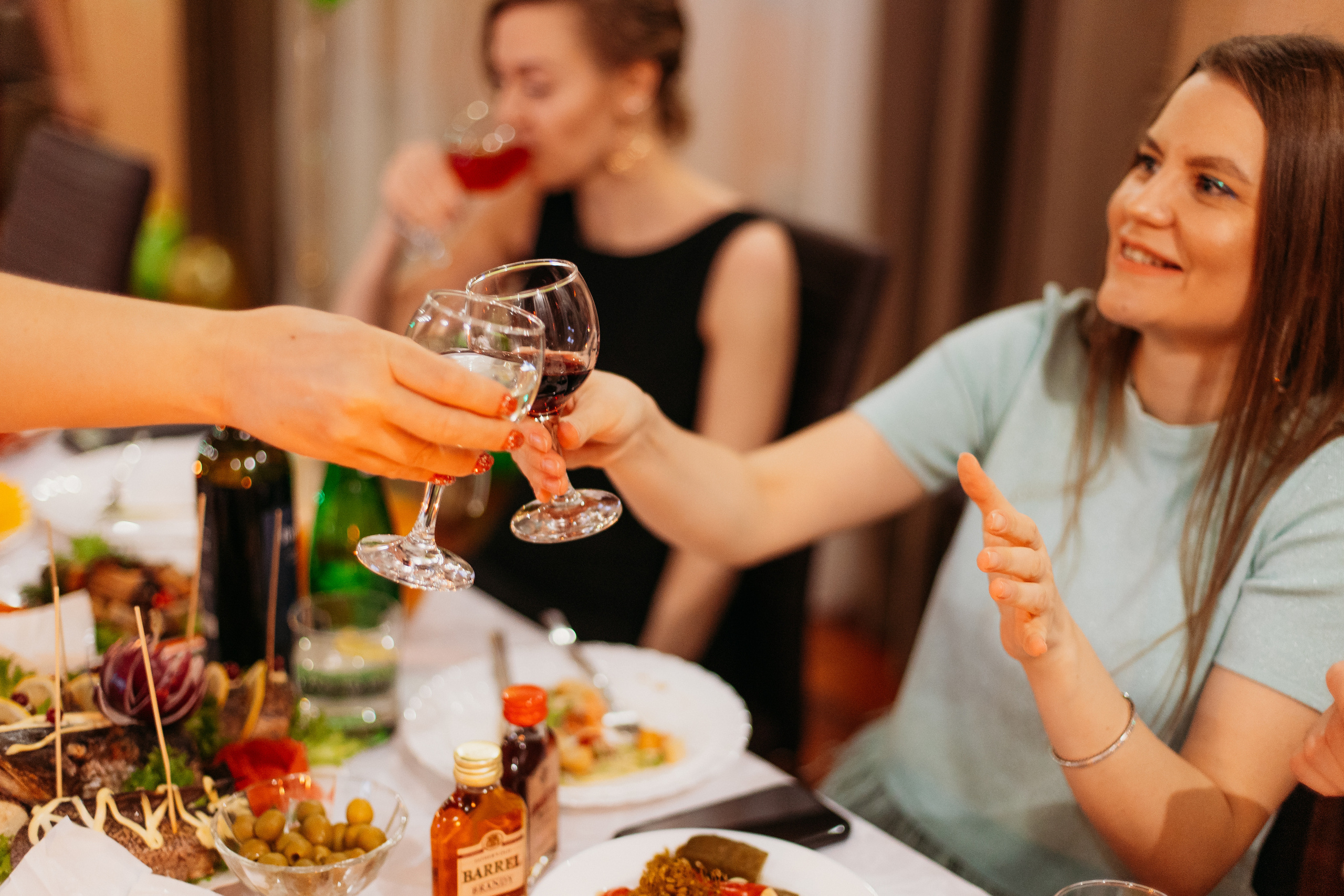 Банкет. Семейный фотограф Тюмень, фотограф на роды Салмина Мария
