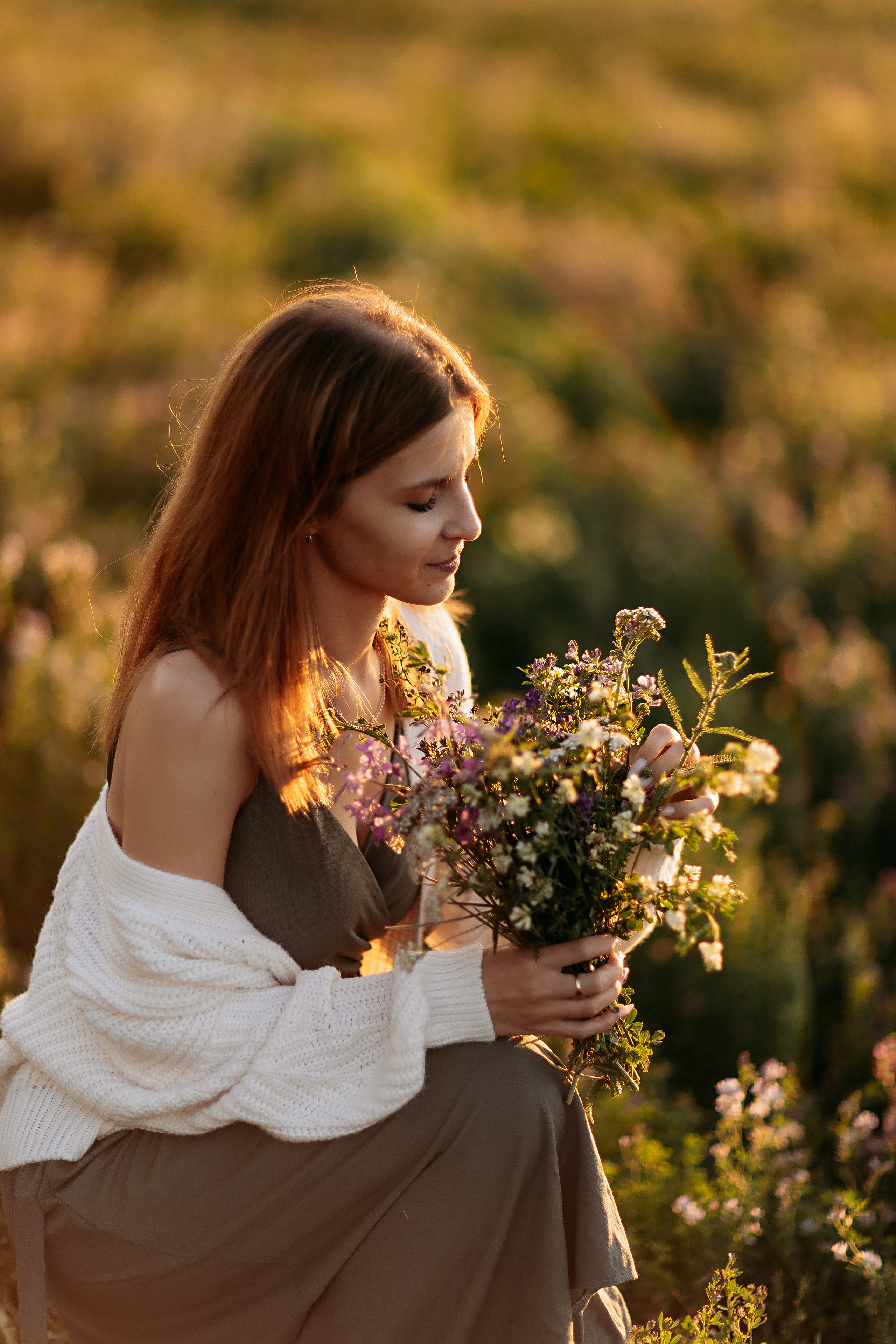 Поле. Семейный фотограф Тюмень, фотограф на роды Салмина Мария