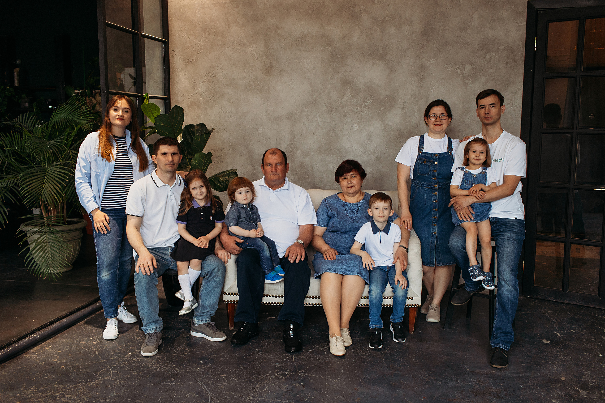 Лофт пространство Наше место. Семейный фотограф Тюмень, фотограф на роды Салмина Мария
