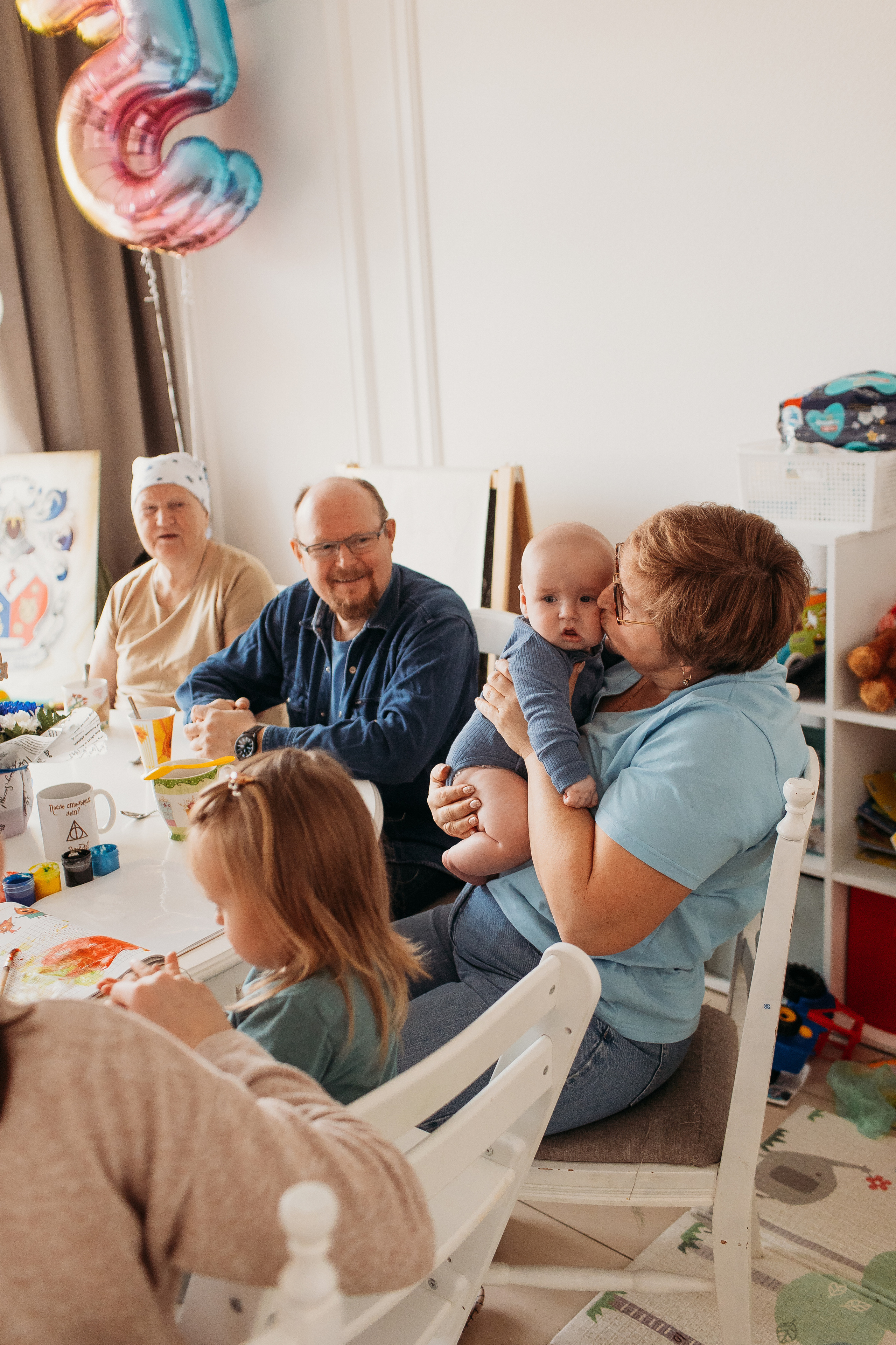 Большая семья. Семейный фотограф Тюмень, фотограф на роды Салмина Мария