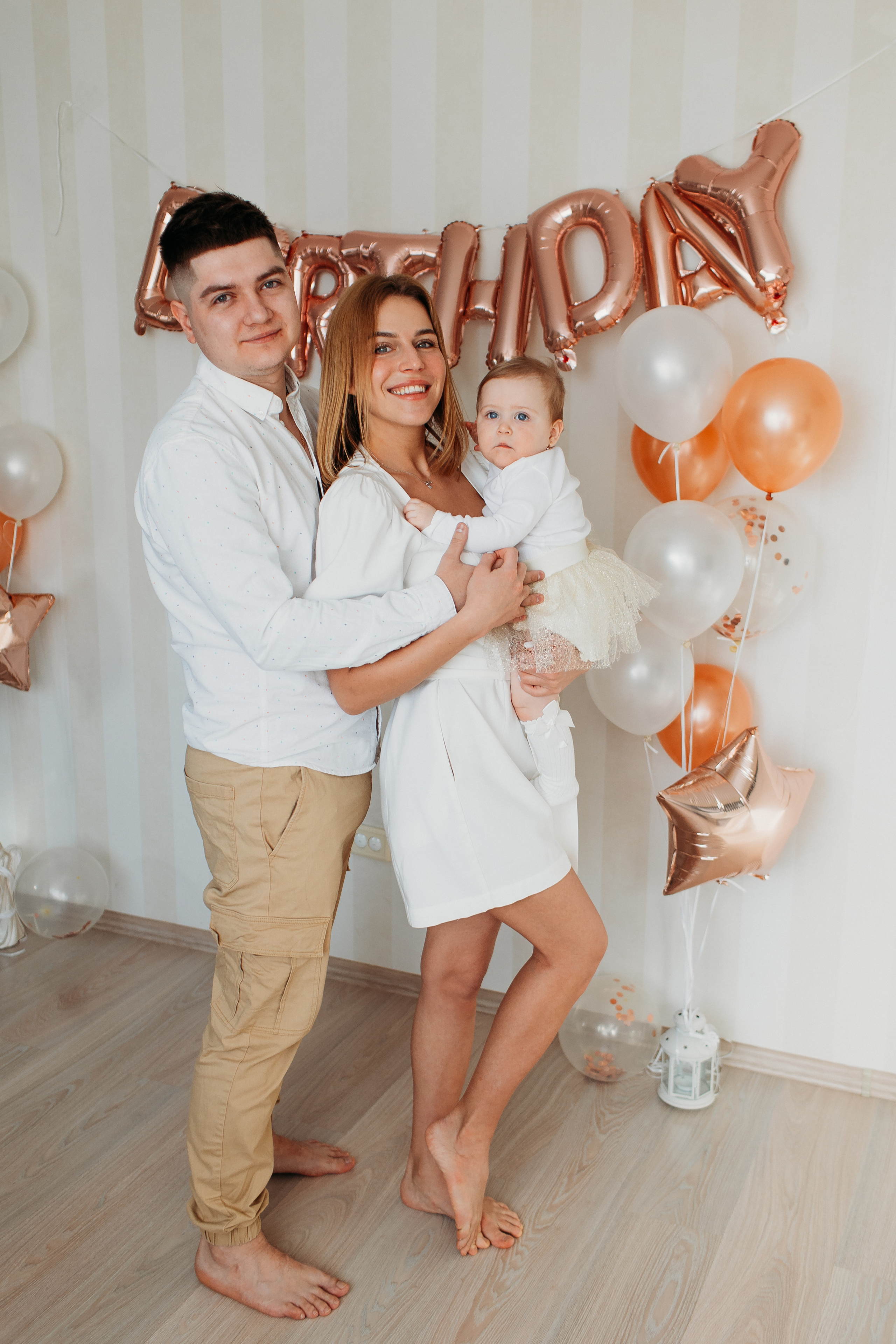 Годик. Семейный фотограф Тюмень, фотограф на роды Салмина Мария