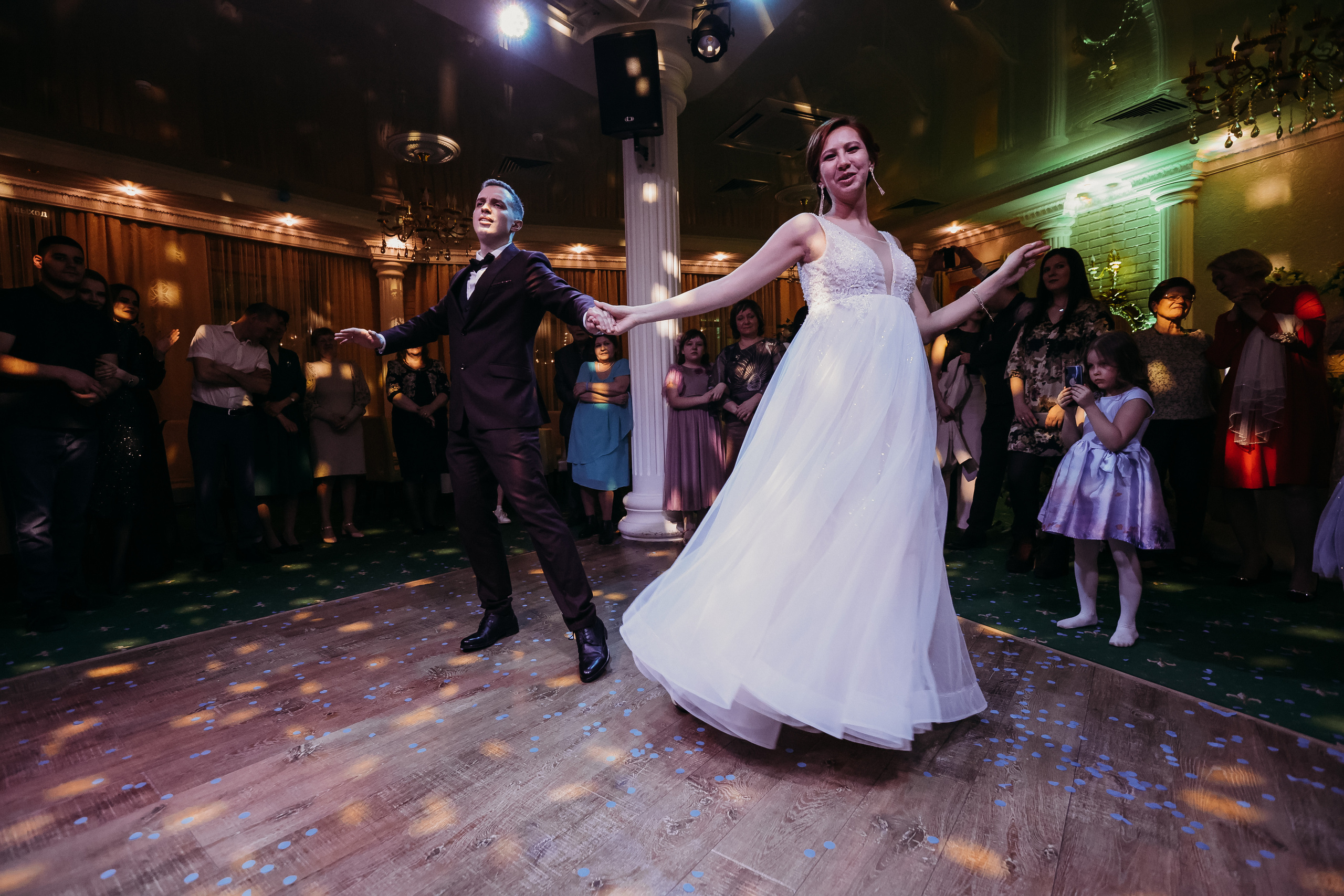 Банкет. Семейный фотограф Тюмень, фотограф на роды Салмина Мария