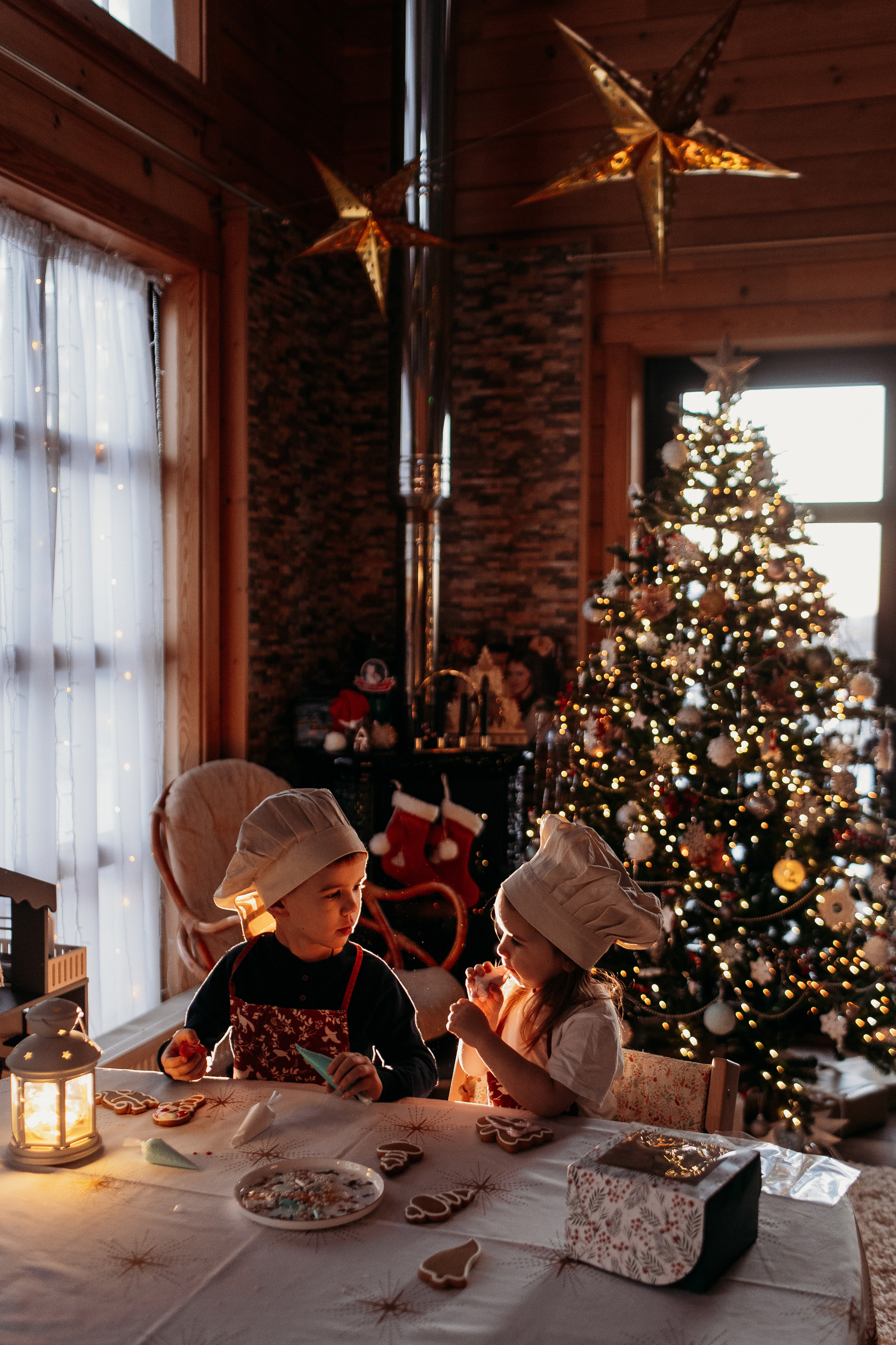 Тёплый новый год. Семейный фотограф Тюмень, фотограф на роды Салмина Мария
