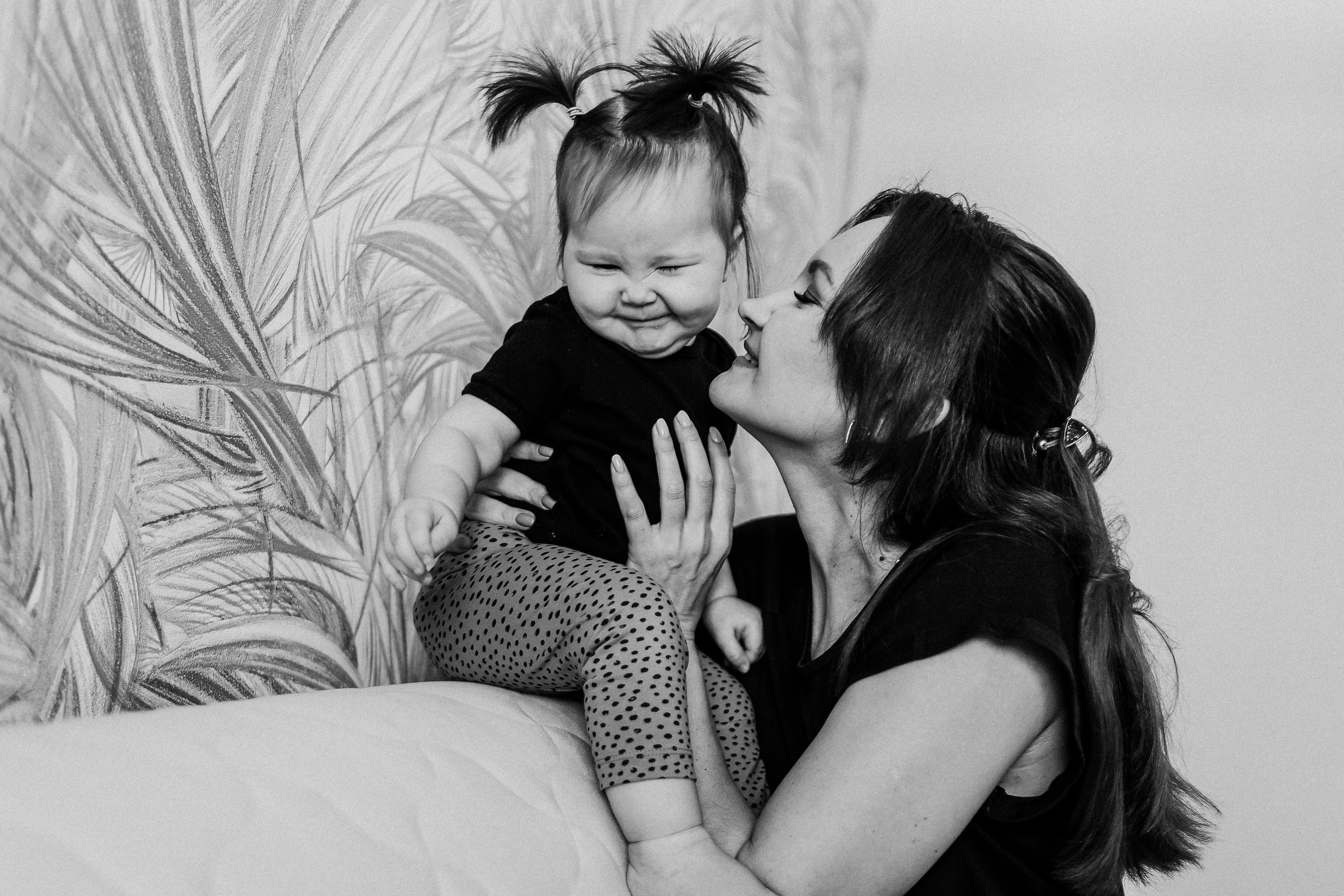 1 годик. Семейный фотограф Тюмень, фотограф на роды Салмина Мария