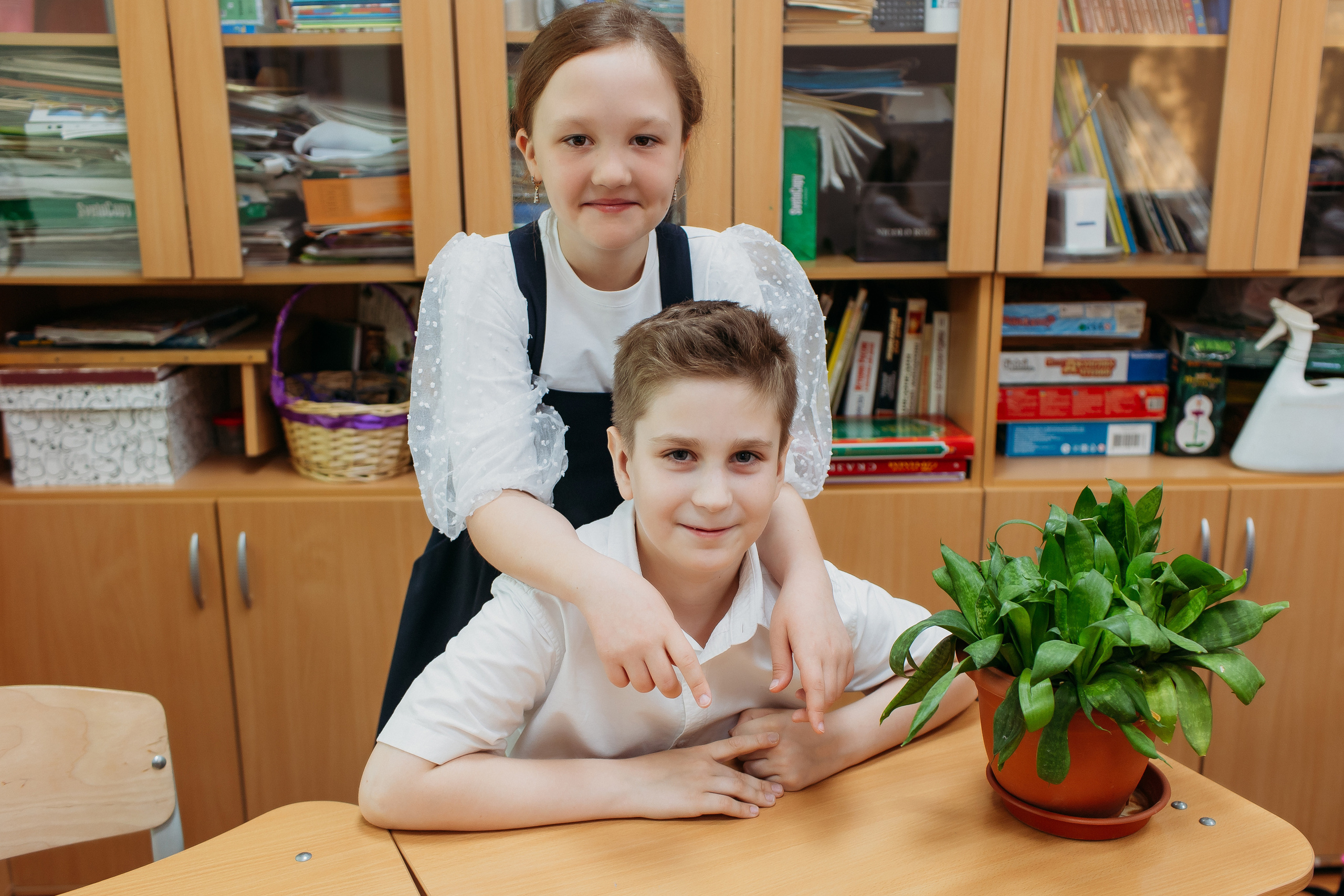 Школа 2 класс. Семейный фотограф Тюмень, фотограф на роды Салмина Мария