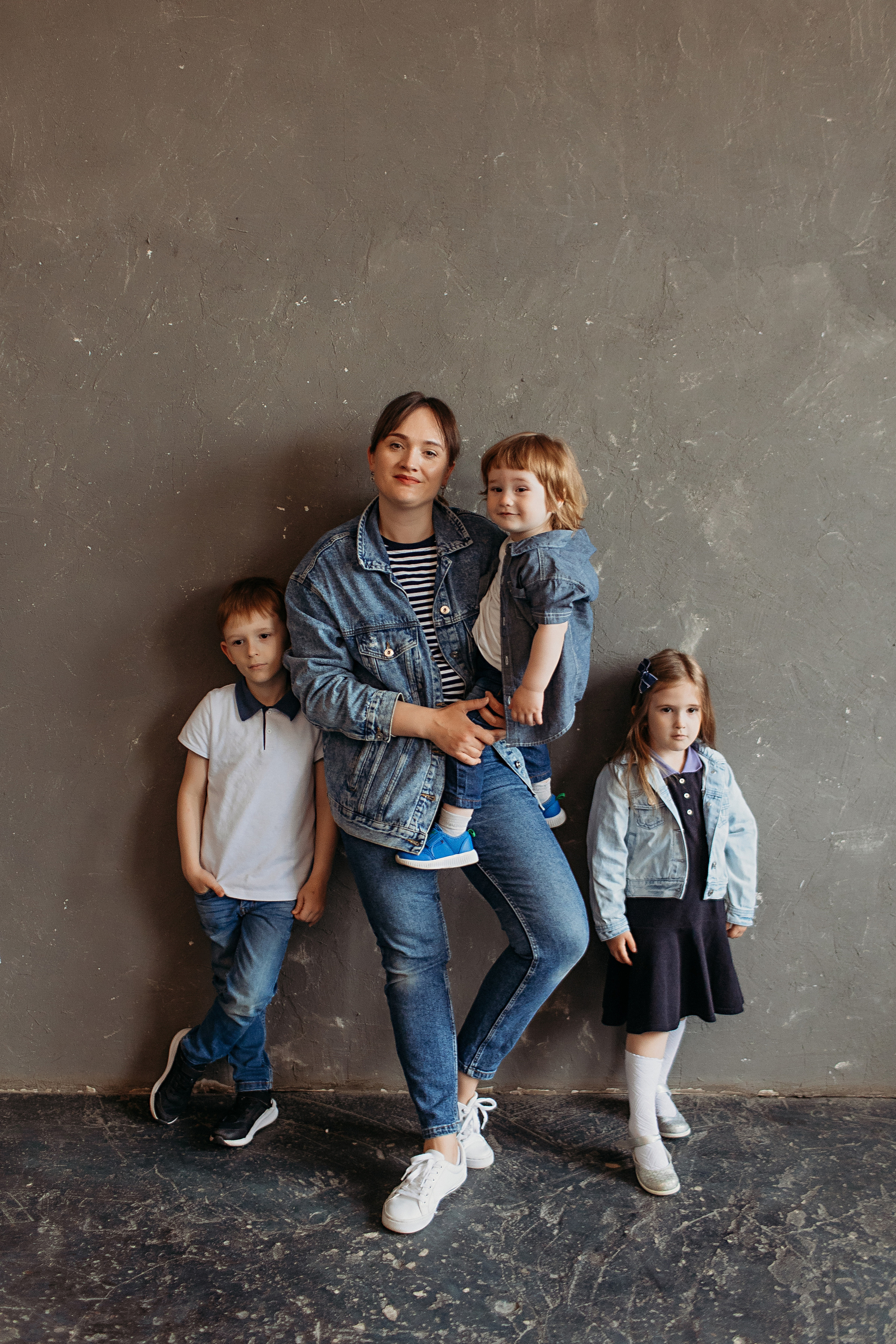 Лофт пространство Наше место. Семейный фотограф Тюмень, фотограф на роды Салмина Мария