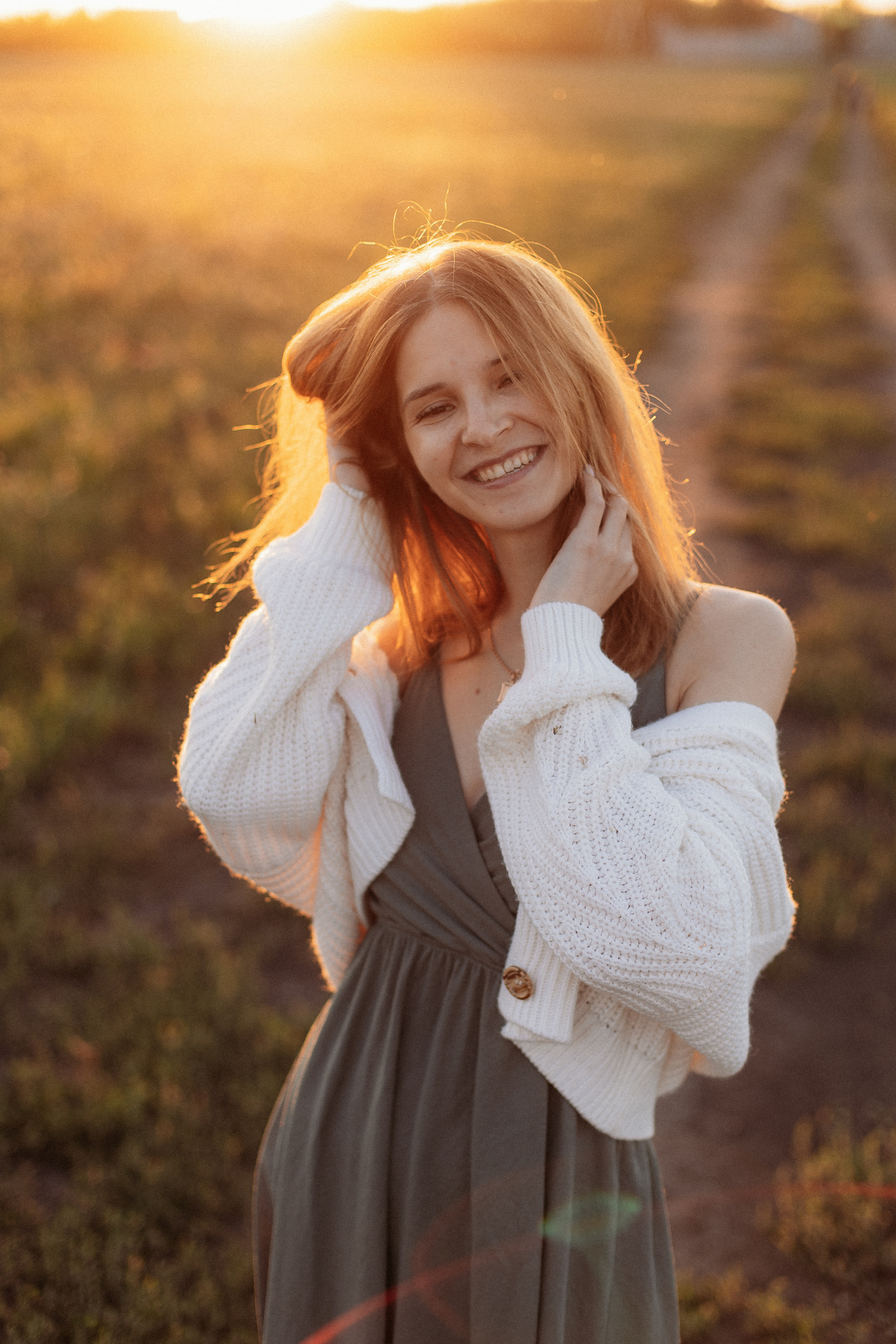 Поле. Семейный фотограф Тюмень, фотограф на роды Салмина Мария