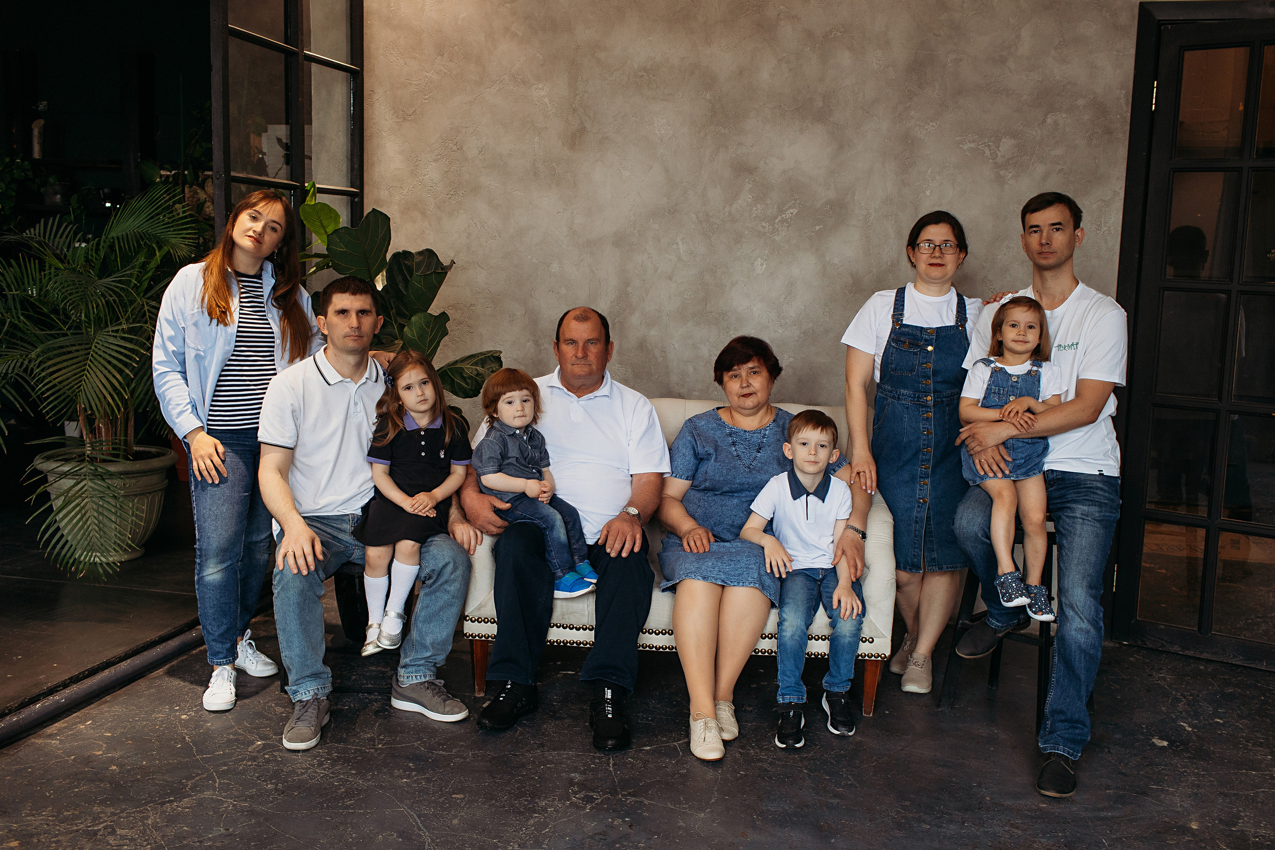 Лофт пространство Наше место. Семейный фотограф Тюмень, фотограф на роды Салмина Мария