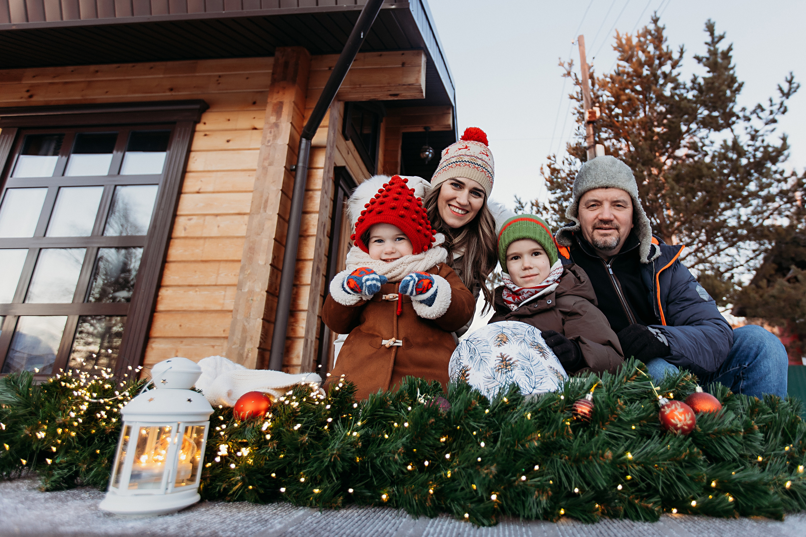Тёплый новый год. Семейный фотограф Тюмень, фотограф на роды Салмина Мария