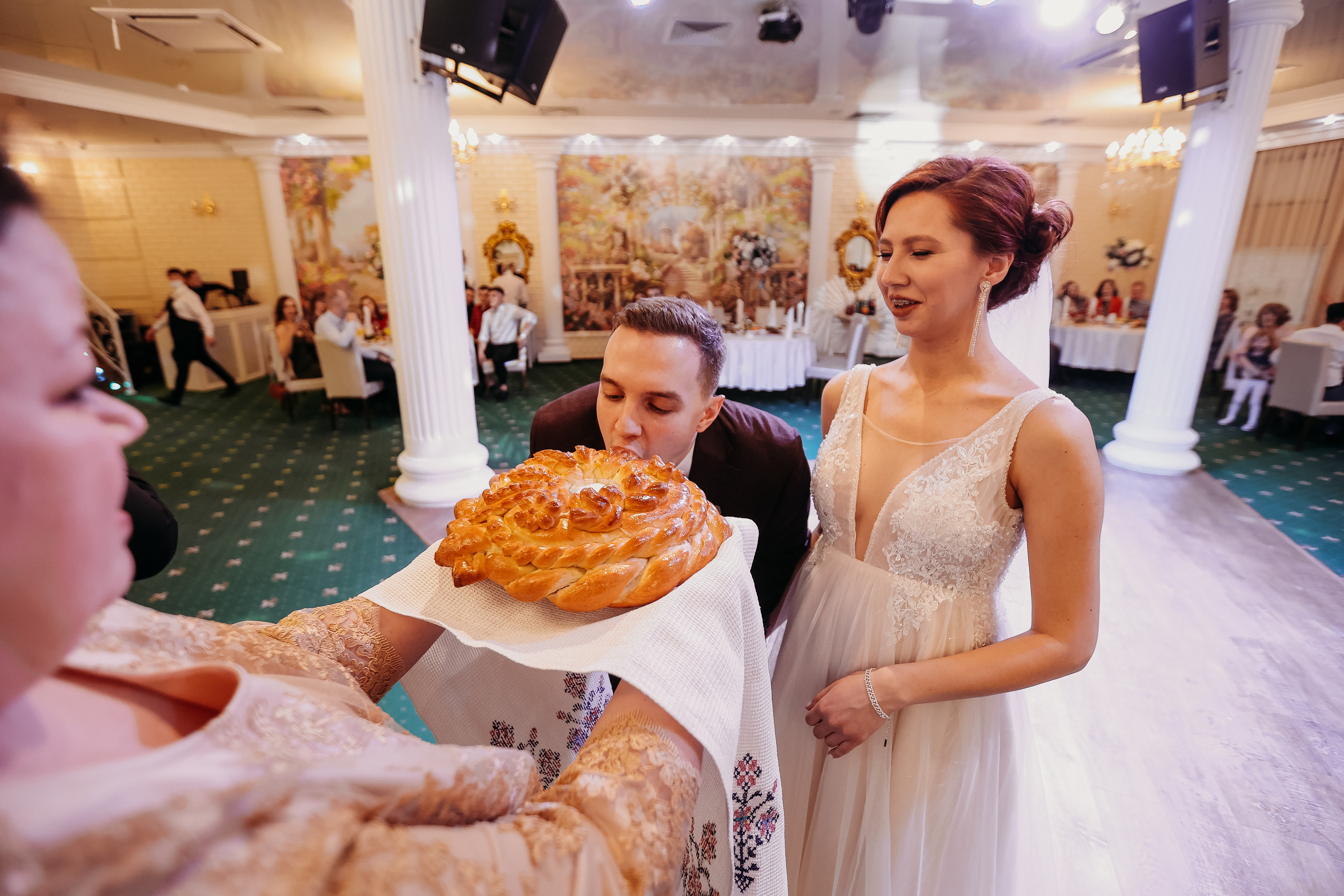 Банкет. Семейный фотограф Тюмень, фотограф на роды Салмина Мария