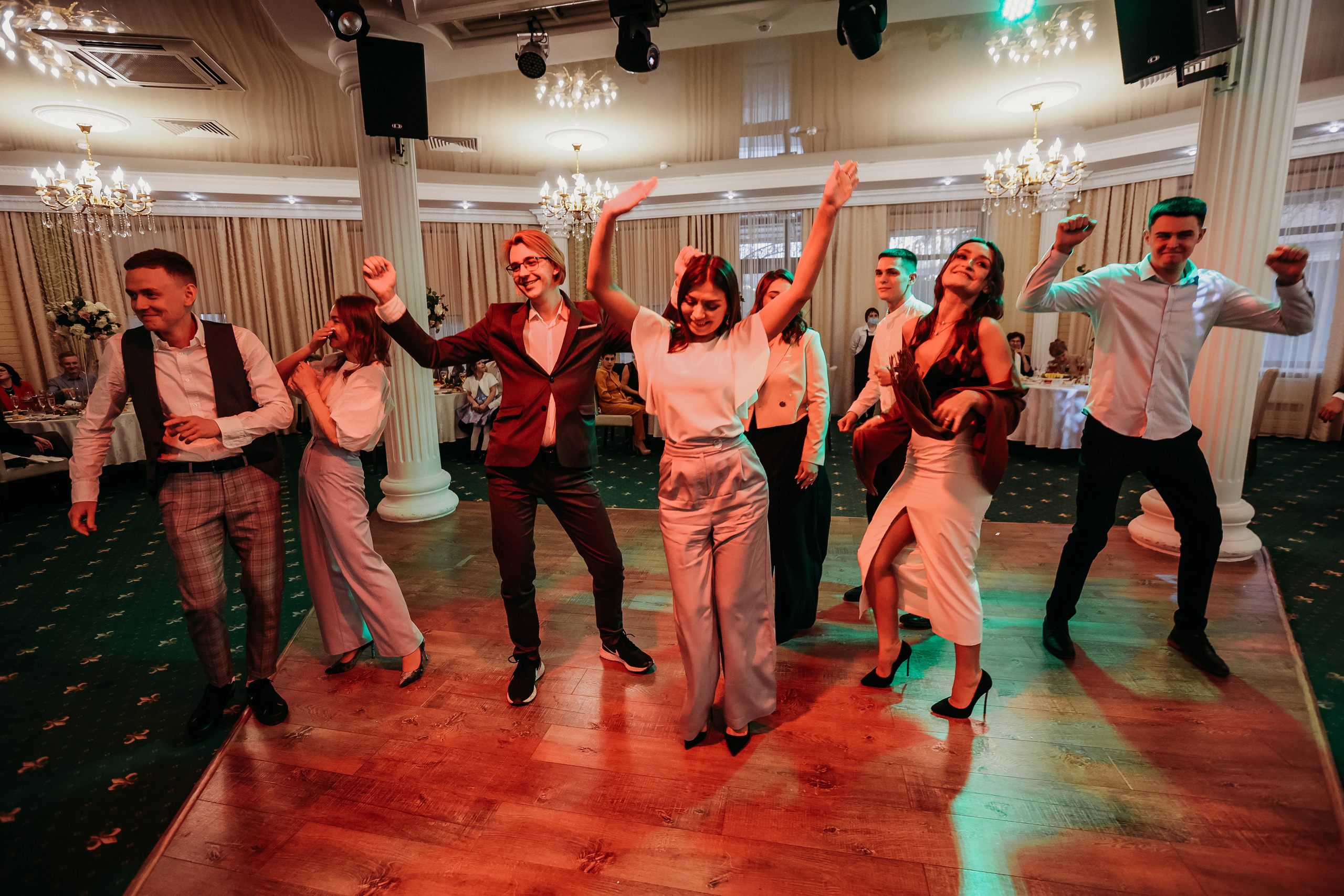 Банкет. Семейный фотограф Тюмень, фотограф на роды Салмина Мария