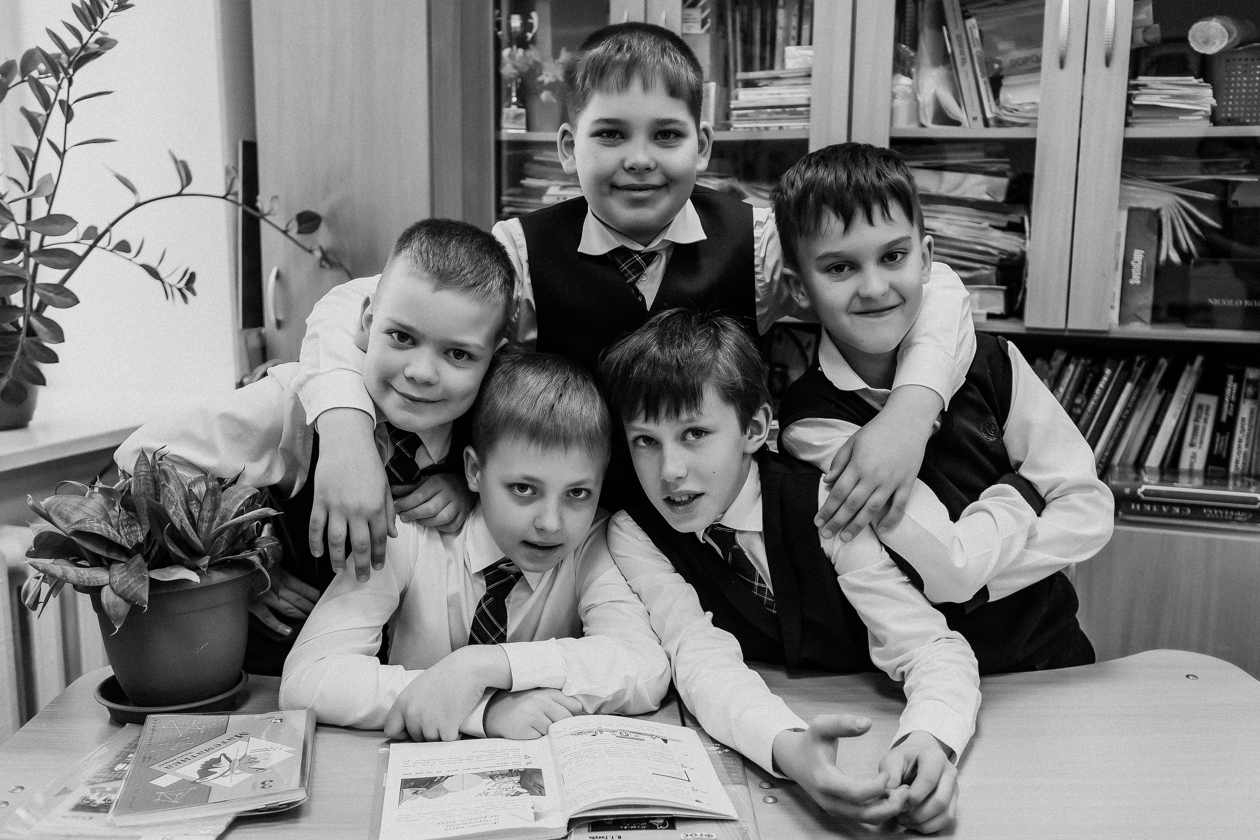 Школа 2 класс. Семейный фотограф Тюмень, фотограф на роды Салмина Мария