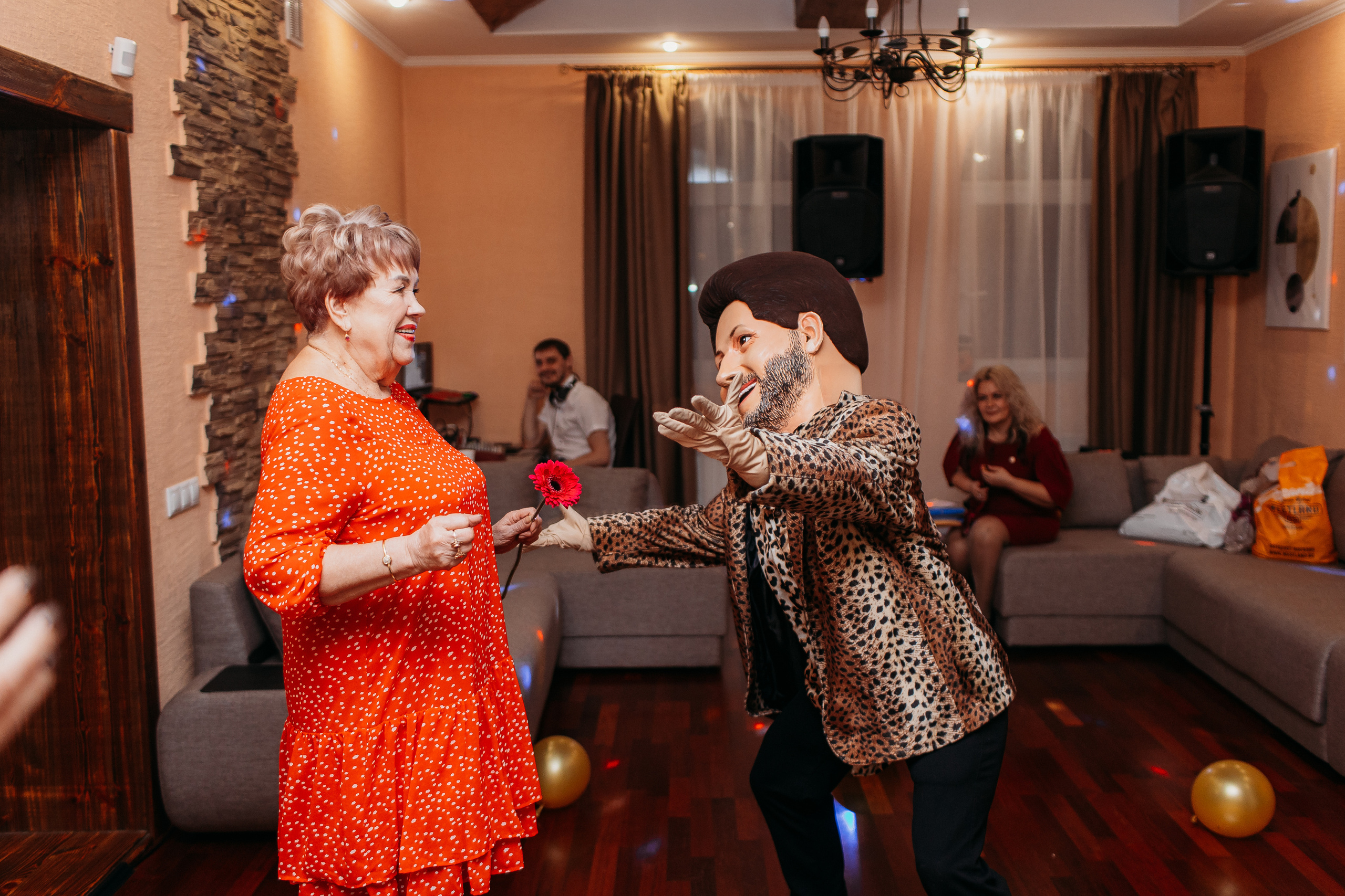 Банкет. Семейный фотограф Тюмень, фотограф на роды Салмина Мария