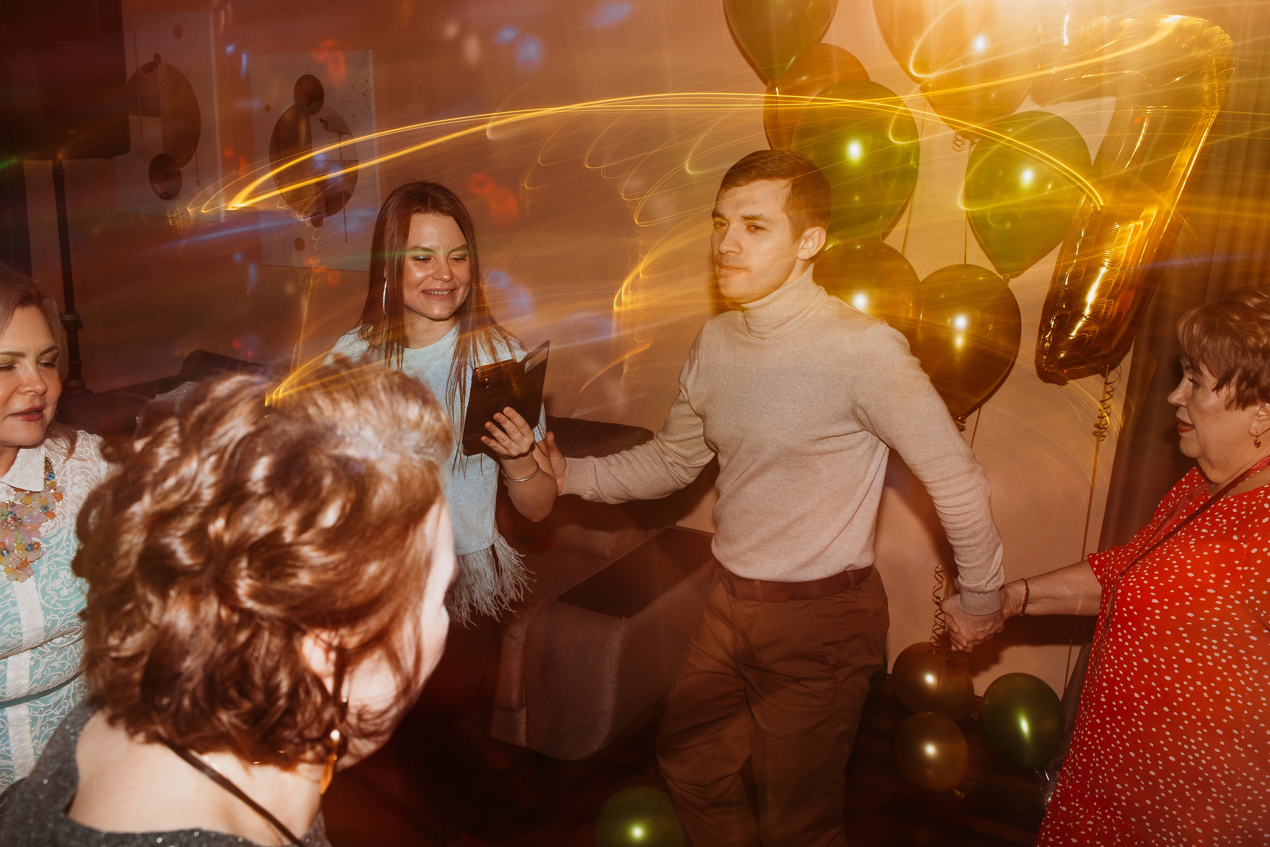 Банкет. Семейный фотограф Тюмень, фотограф на роды Салмина Мария