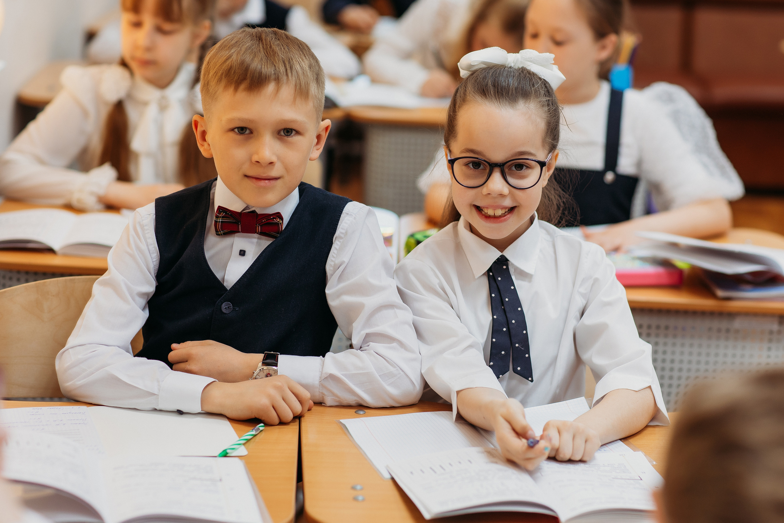 Школа 2 класс. Семейный фотограф Тюмень, фотограф на роды Салмина Мария