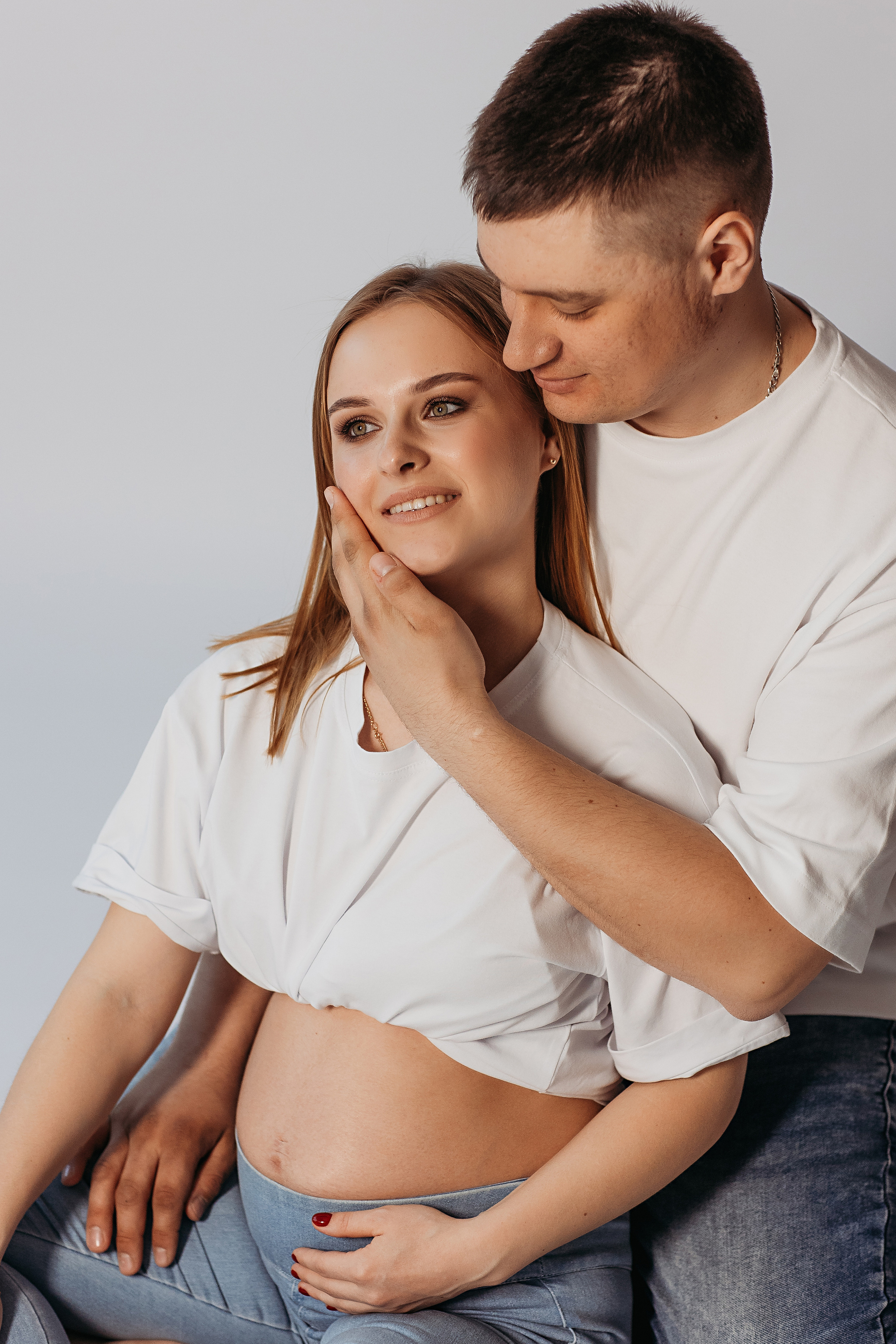 На фотофонах. Семейный фотограф Тюмень, фотограф на роды Салмина Мария