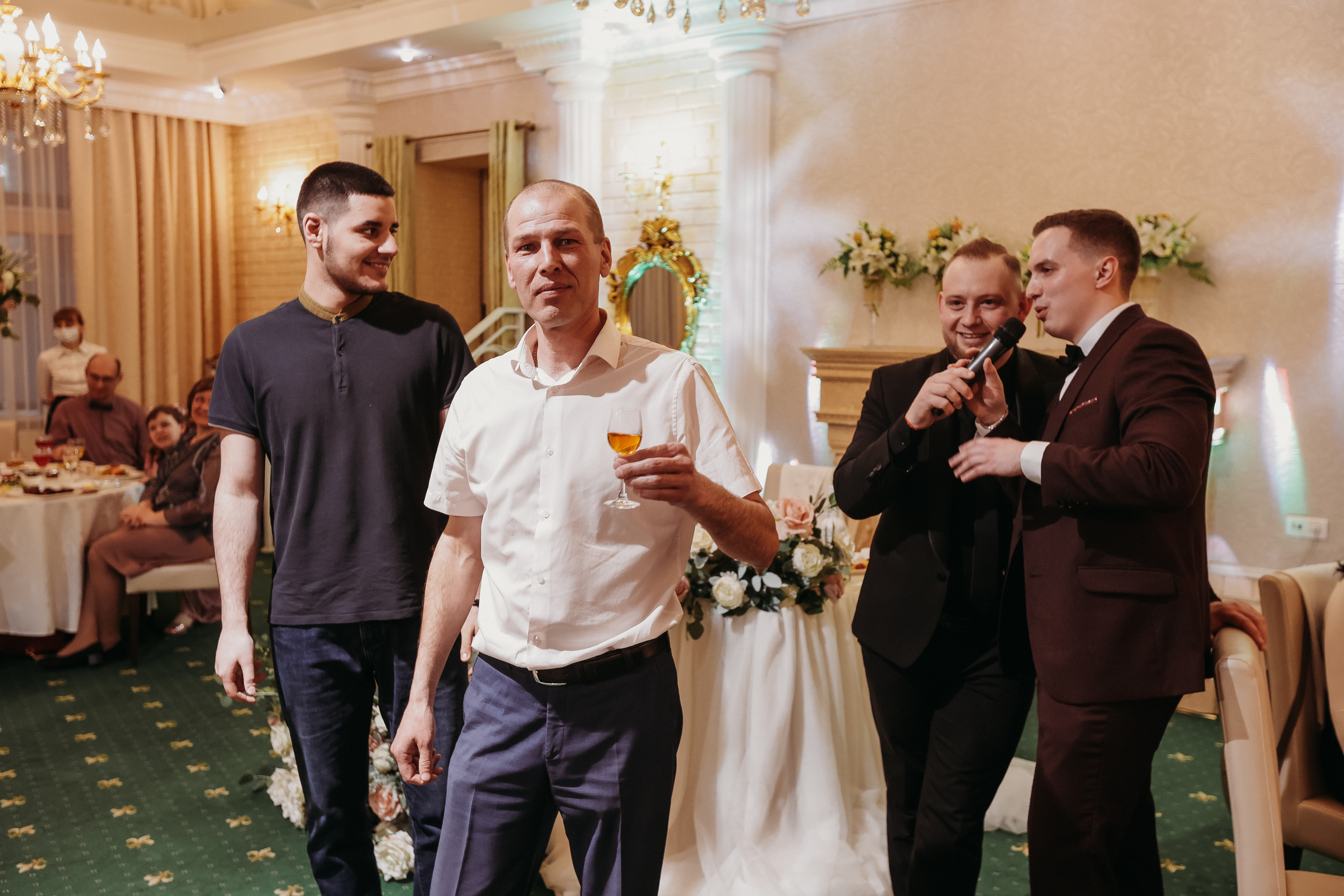 Банкет. Семейный фотограф Тюмень, фотограф на роды Салмина Мария