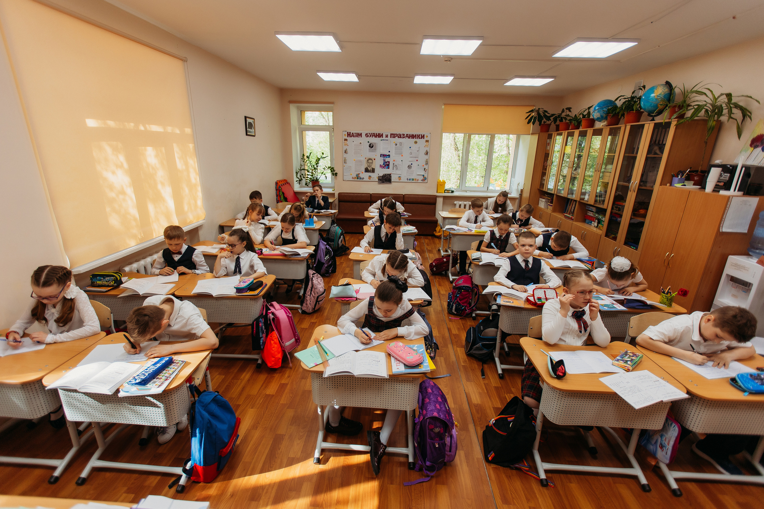 Школа 2 класс. Семейный фотограф Тюмень, фотограф на роды Салмина Мария