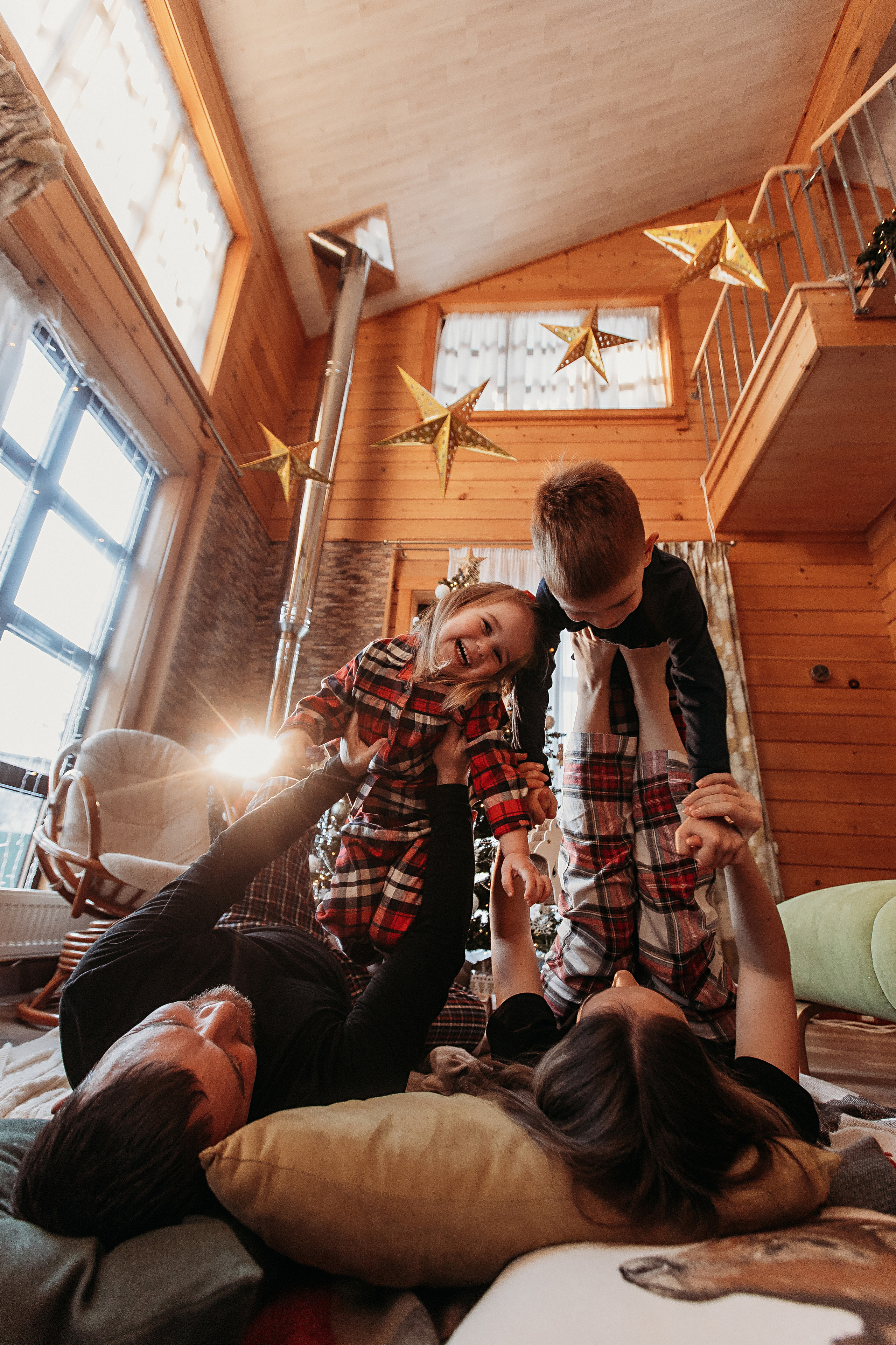 Тёплый новый год. Семейный фотограф Тюмень, фотограф на роды Салмина Мария