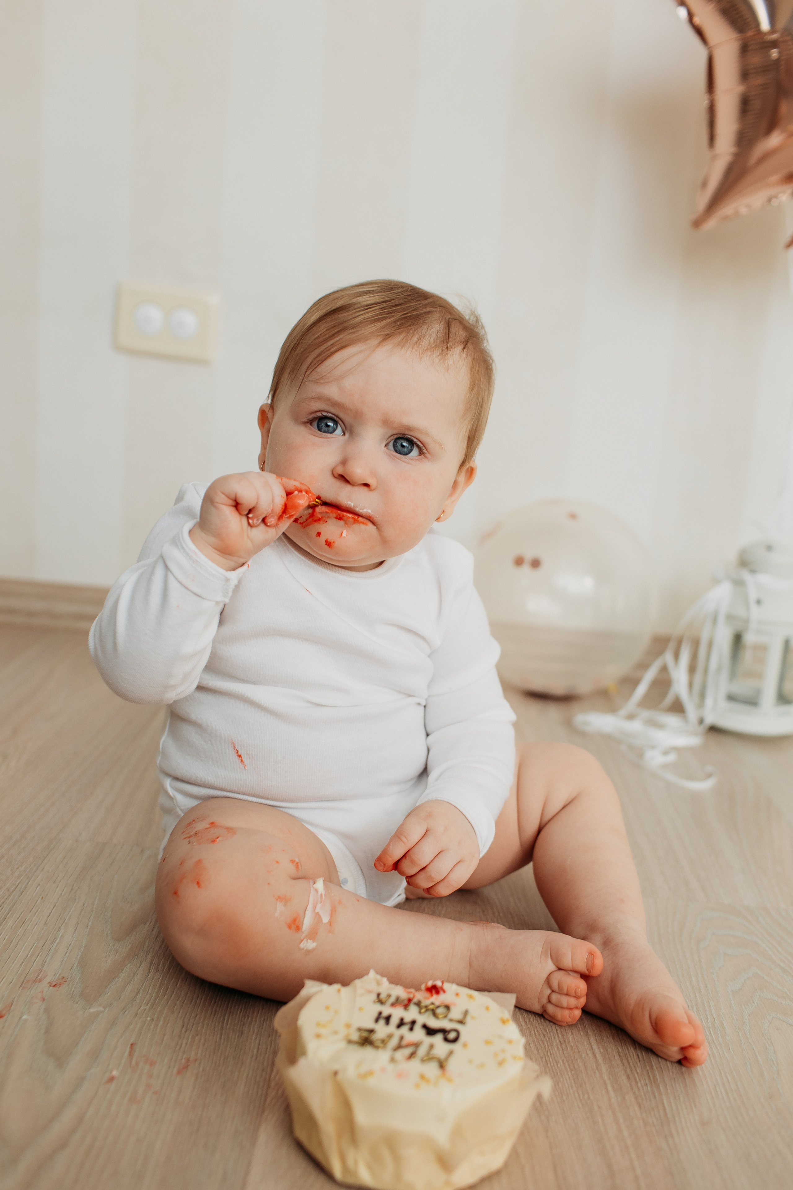 Годик. Семейный фотограф Тюмень, фотограф на роды Салмина Мария