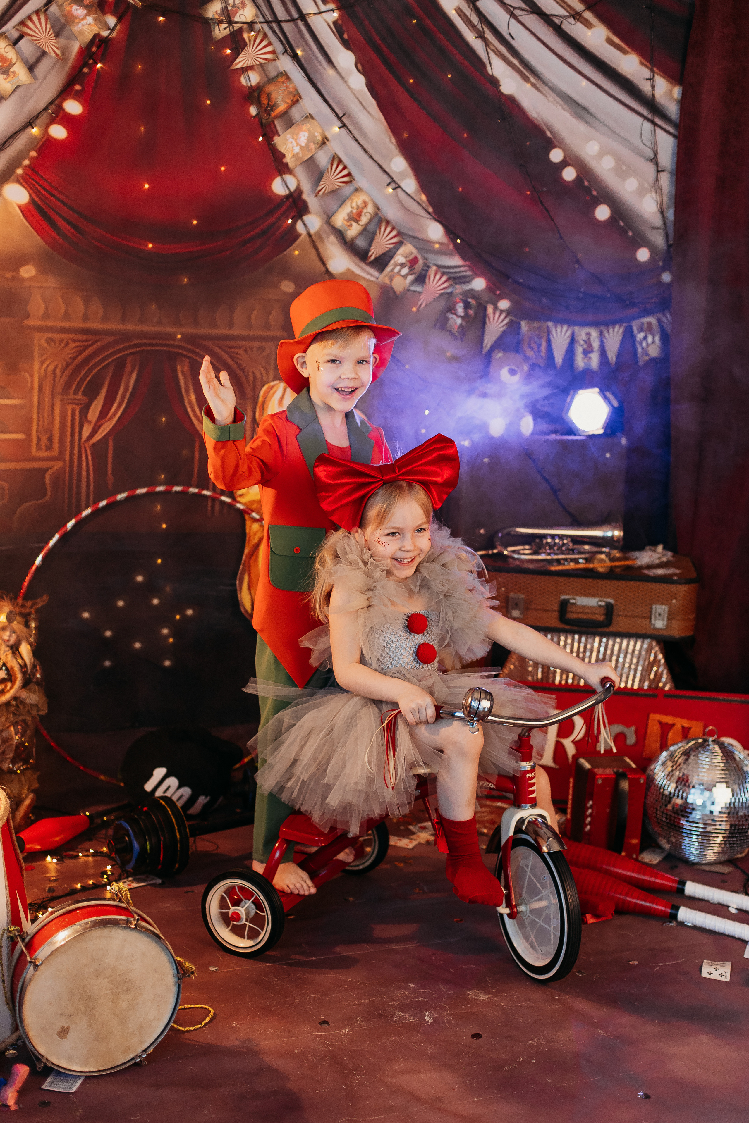 Цирк. Семейный фотограф Тюмень, фотограф на роды Салмина Мария