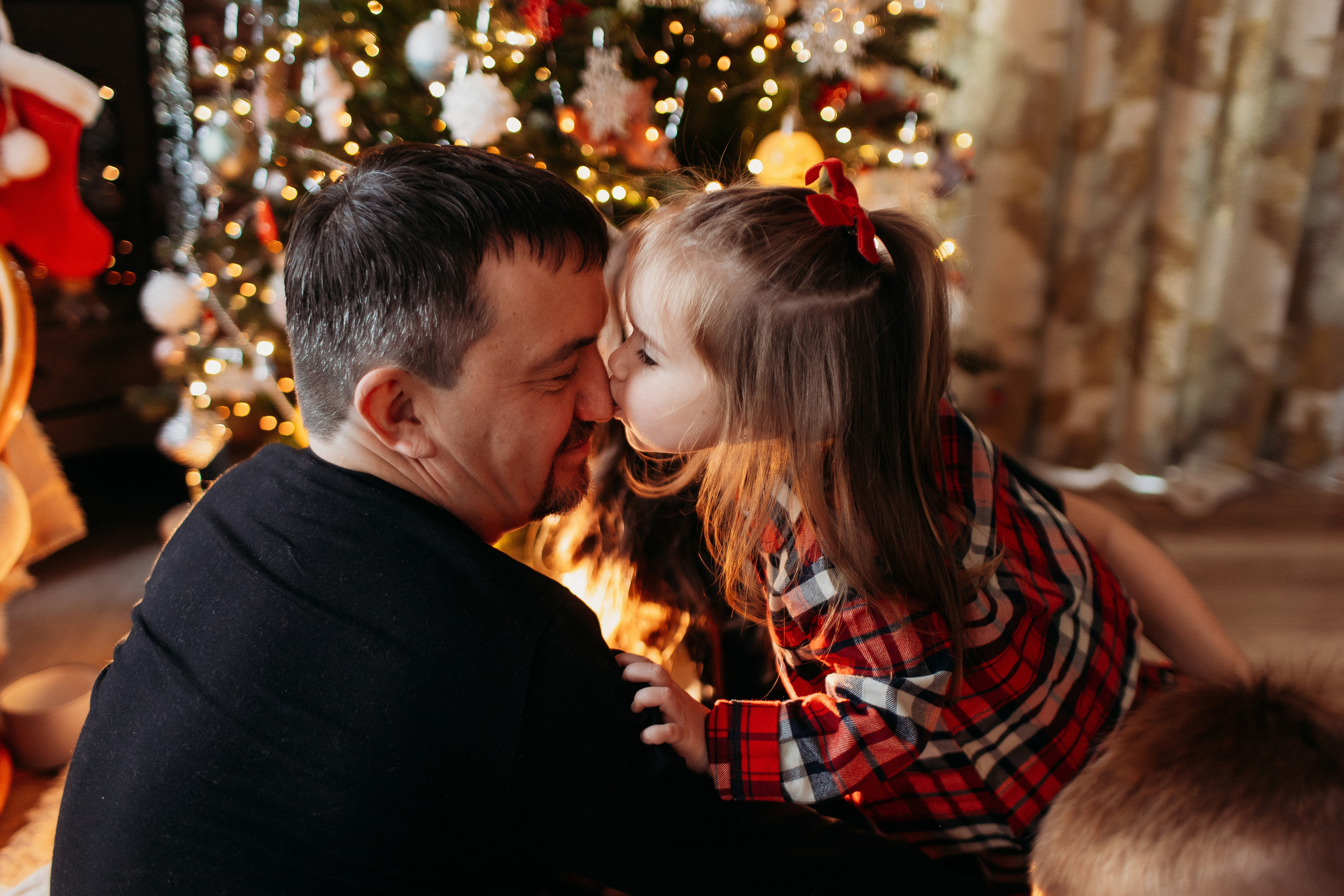 Тёплый новый год. Семейный фотограф Тюмень, фотограф на роды Салмина Мария