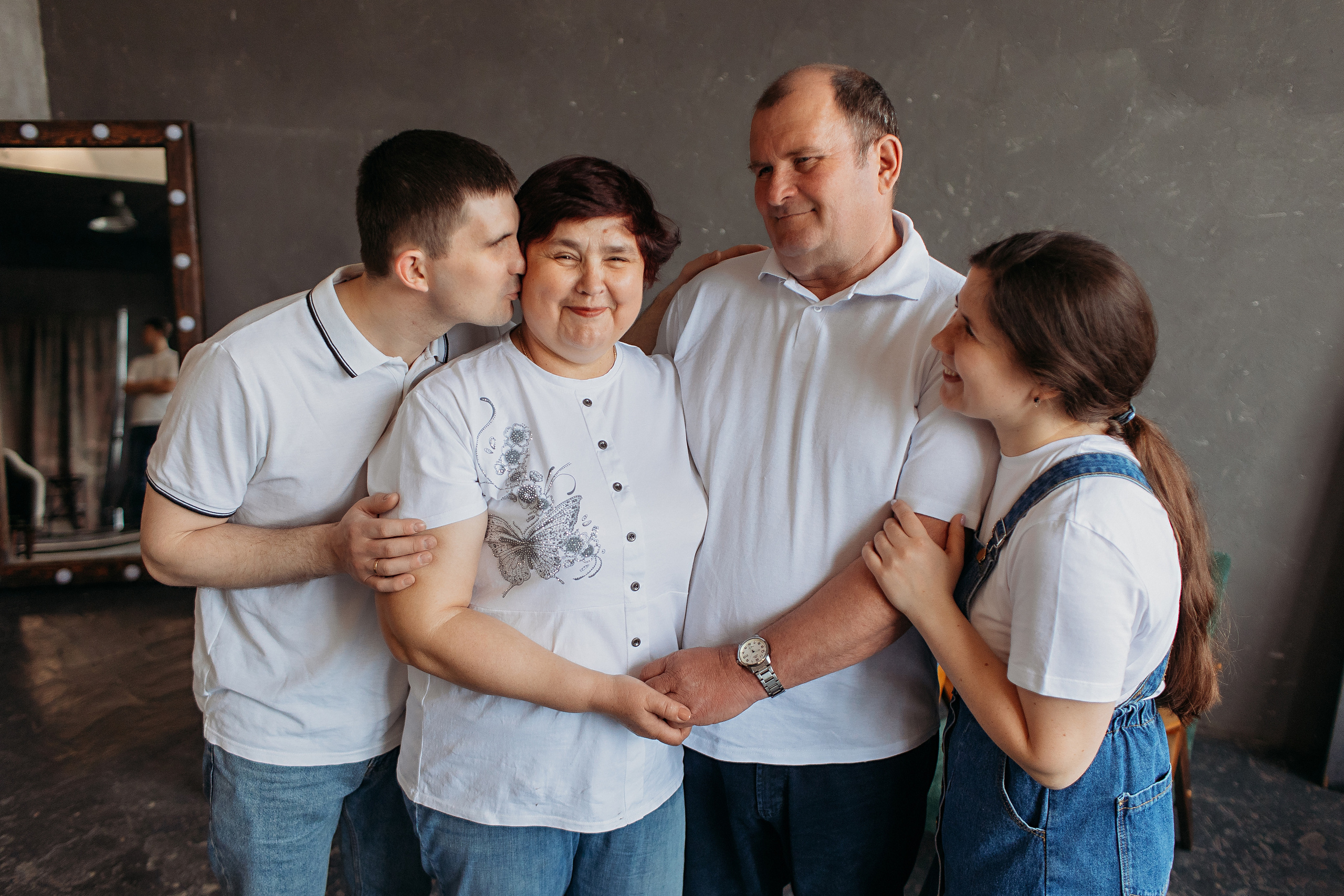 Лофт пространство Наше место. Семейный фотограф Тюмень, фотограф на роды Салмина Мария
