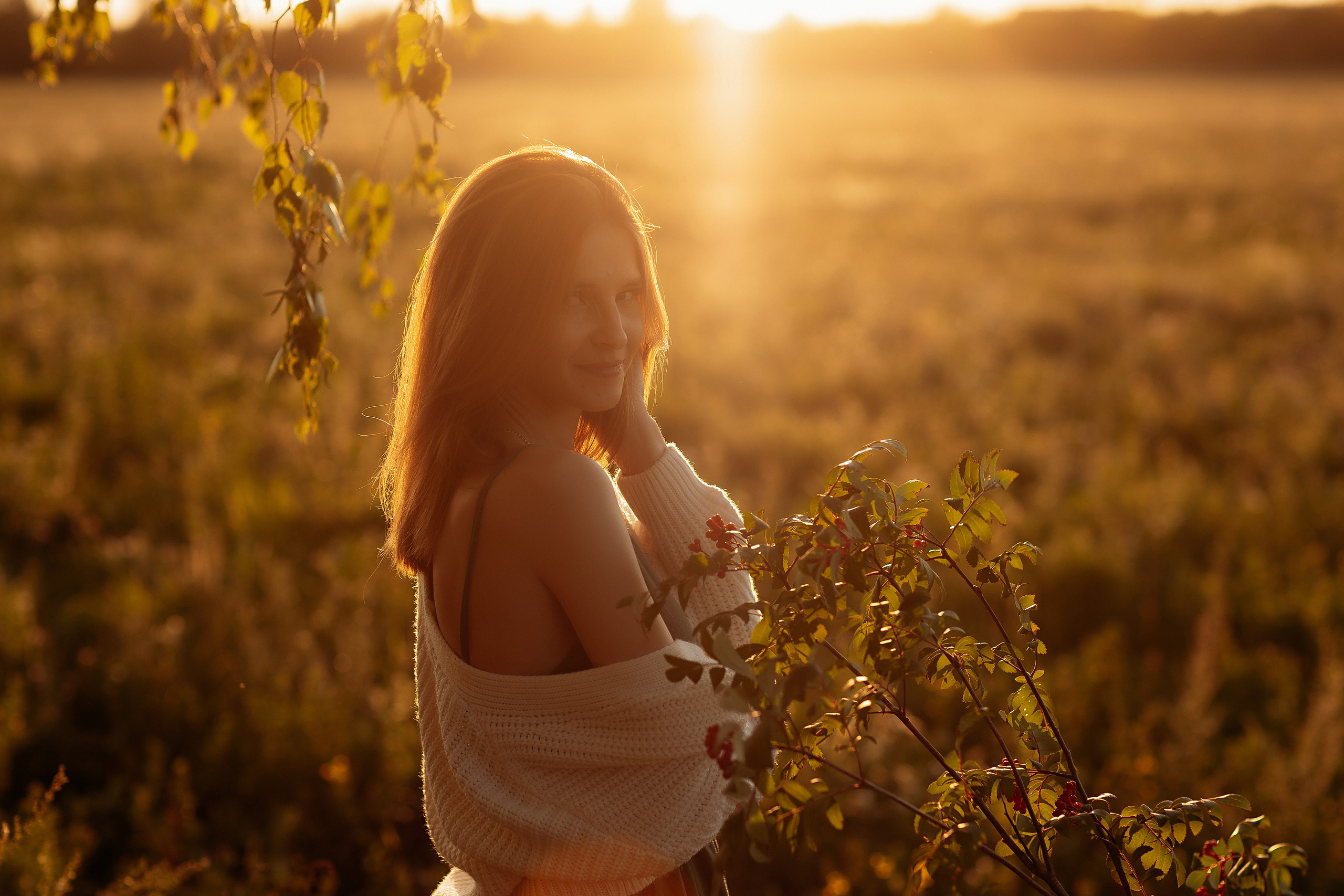 Поле. Семейный фотограф Тюмень, фотограф на роды Салмина Мария