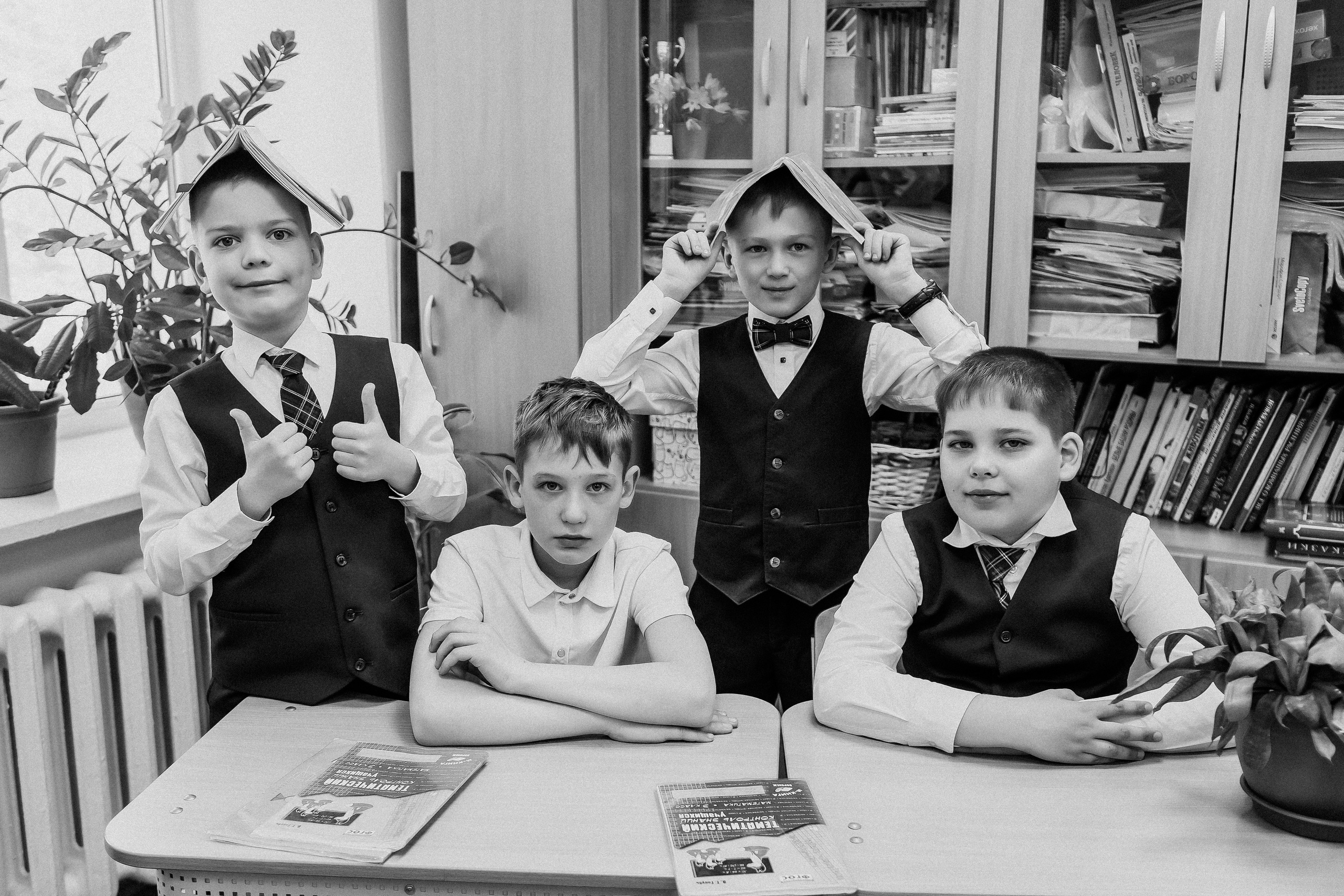 Школа 2 класс. Семейный фотограф Тюмень, фотограф на роды Салмина Мария