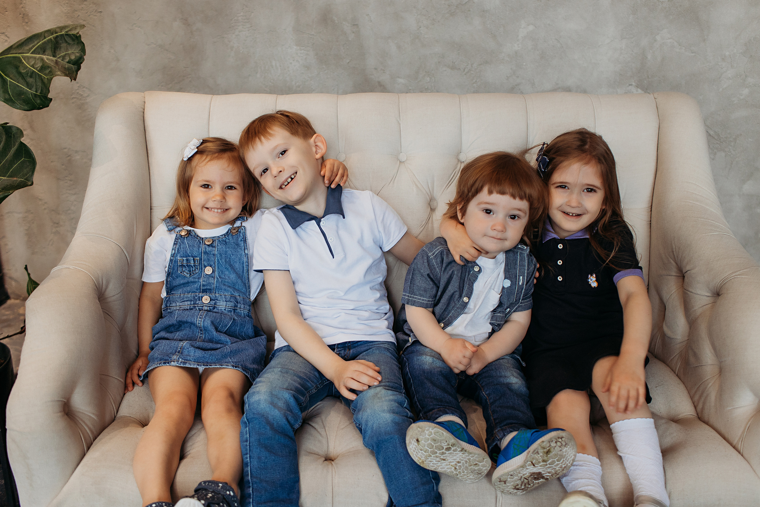 Лофт пространство Наше место. Семейный фотограф Тюмень, фотограф на роды Салмина Мария