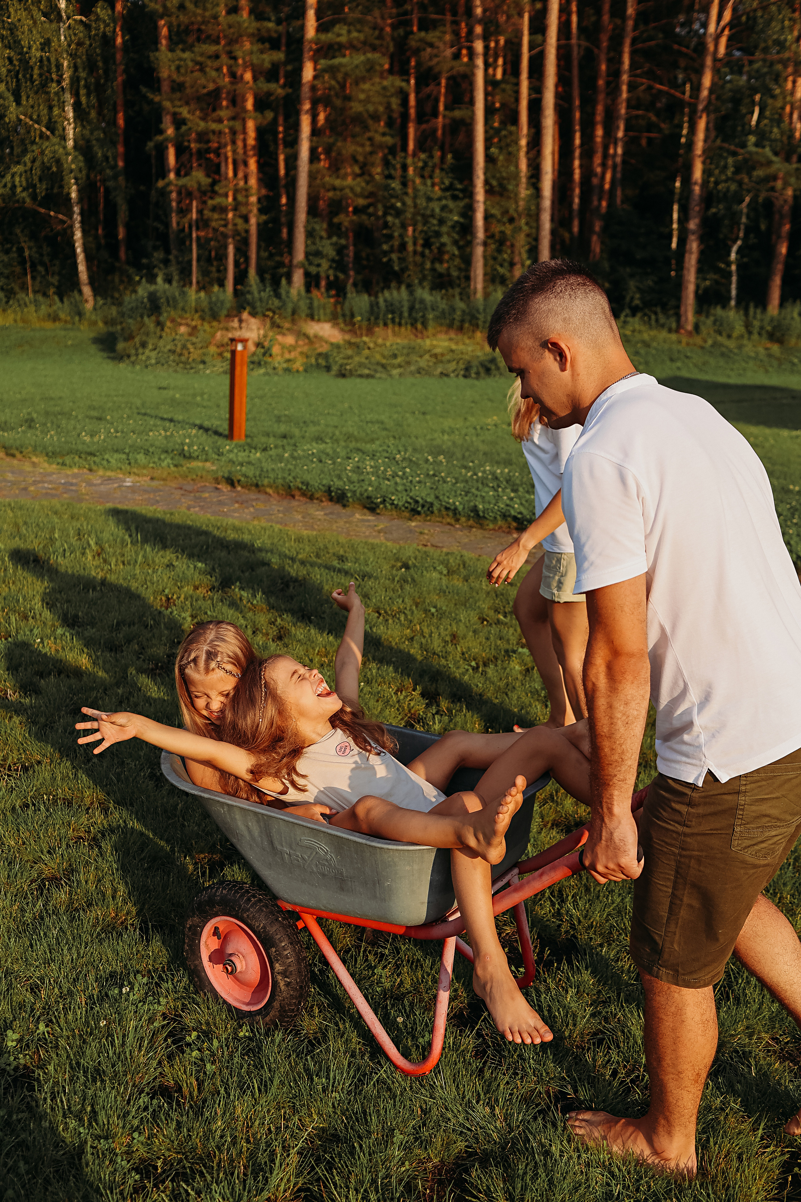 Сканди. Семейный фотограф Тюмень, фотограф на роды Салмина Мария