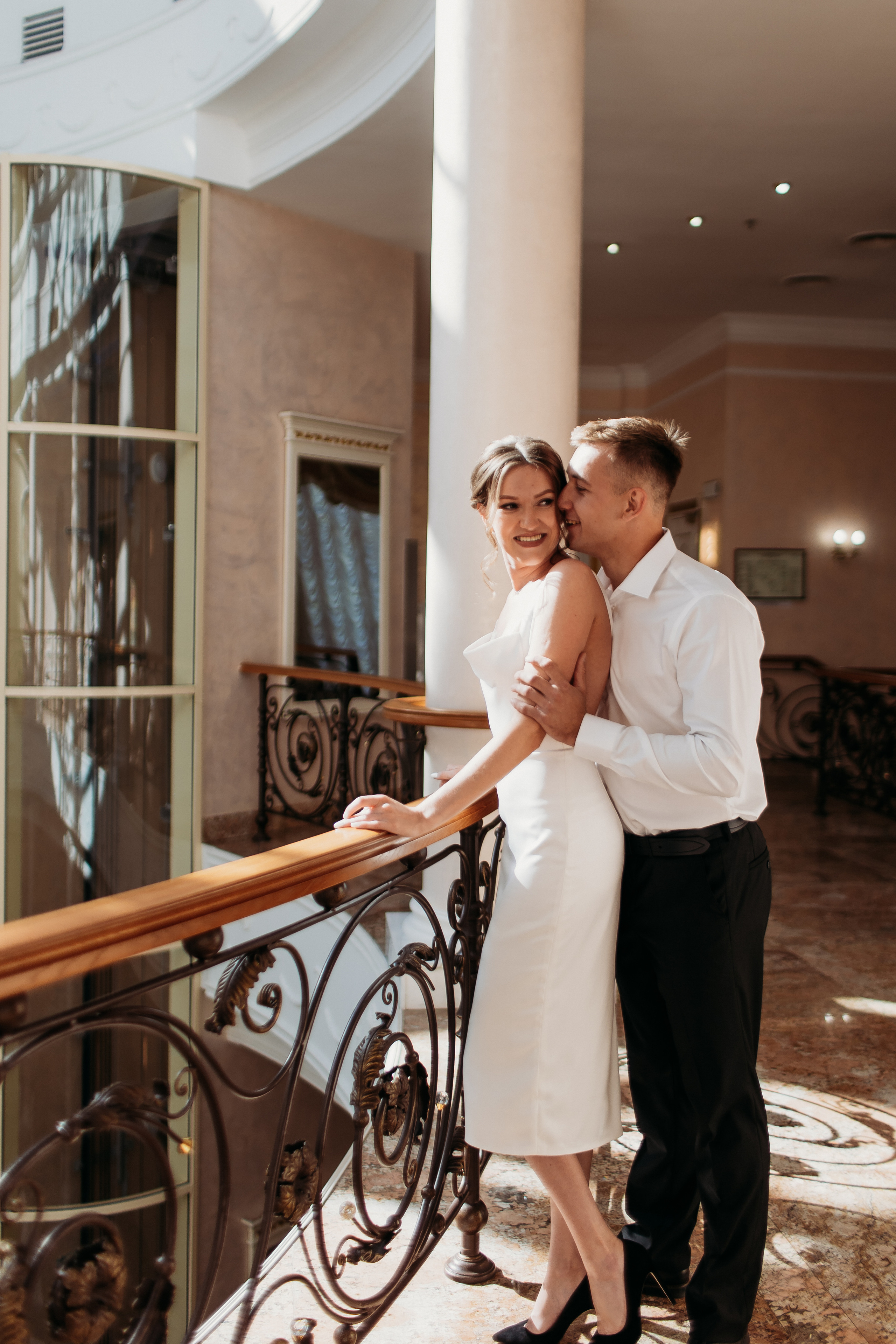 ЗАГС Малыгина. Семейный фотограф Тюмень, фотограф на роды Салмина Мария